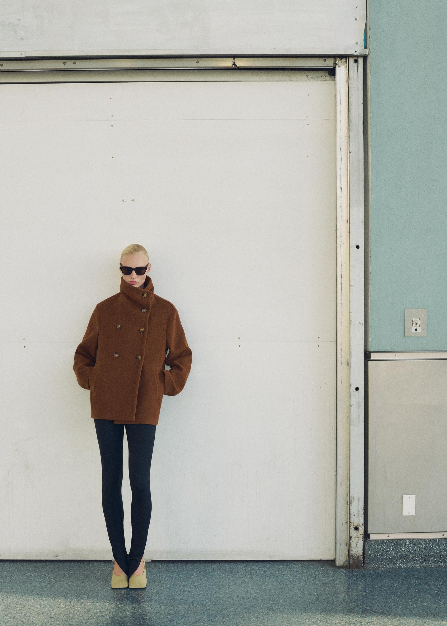 Short double-breasted wool coat - Women | MANGO USA Product Image