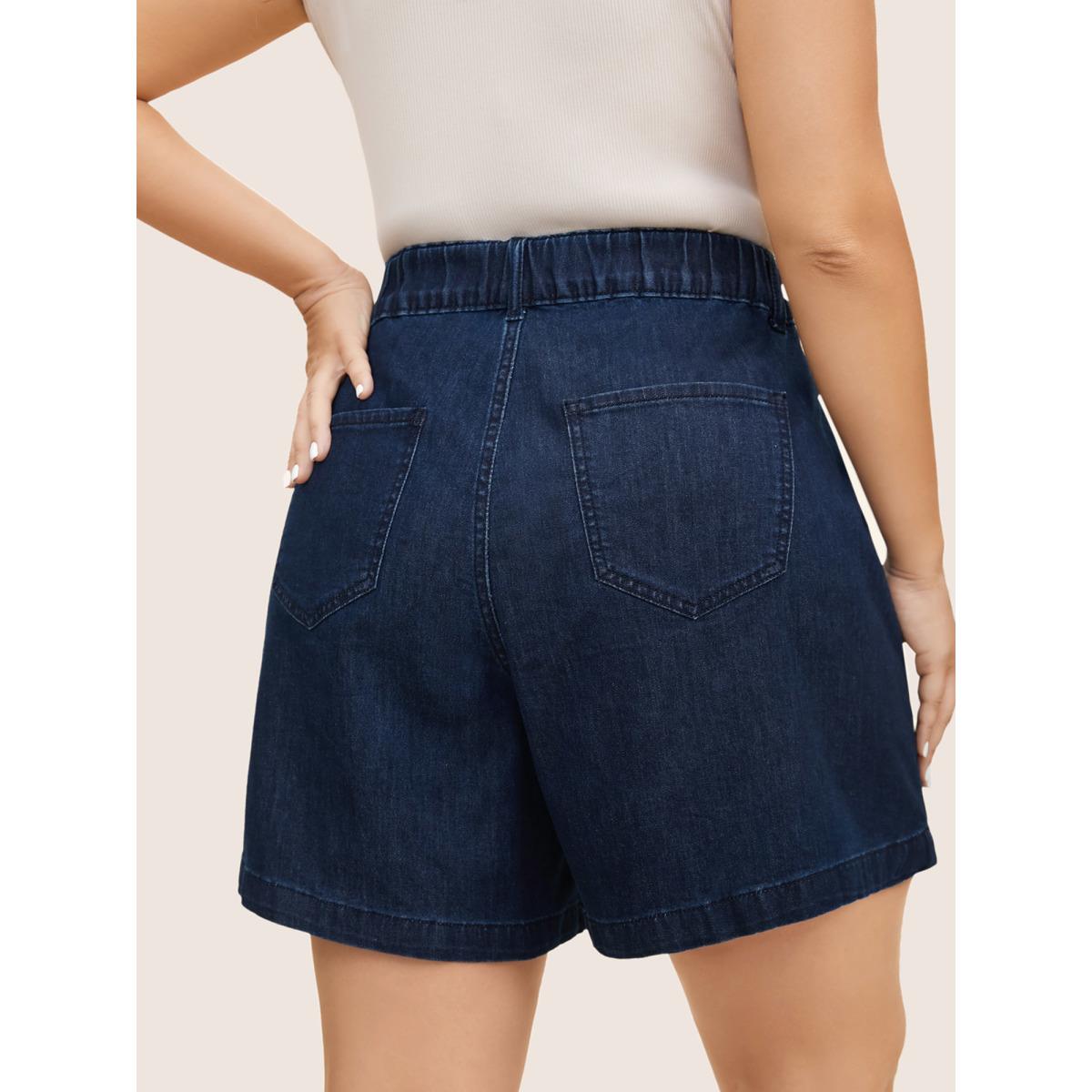 Plus Size Dark Wash Slanted Pocket Loose Denim Shorts Women Denimindigo Button Medium stretch Everyday Slanted pocket Casual Denim Shorts BloomChic 12/L Product Image