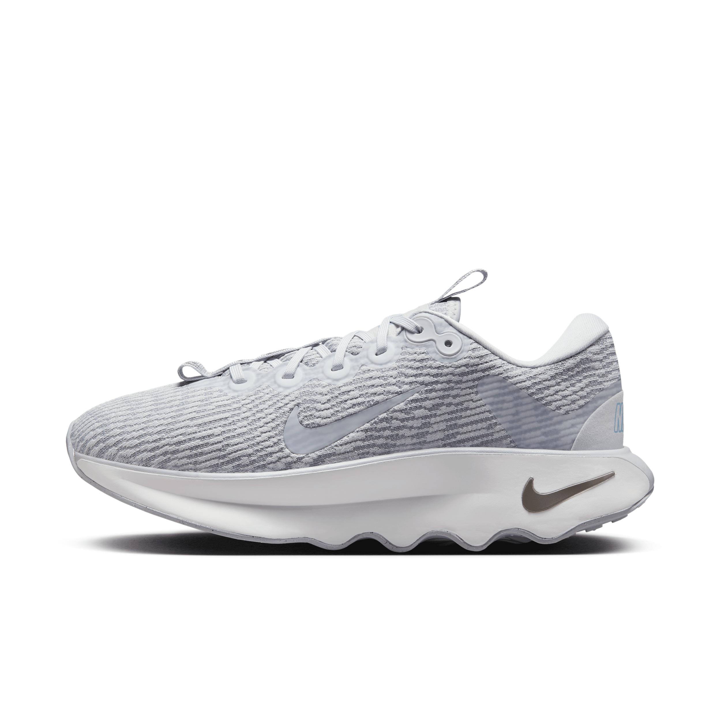 Nike Women's Motiva Walking Shoes Product Image