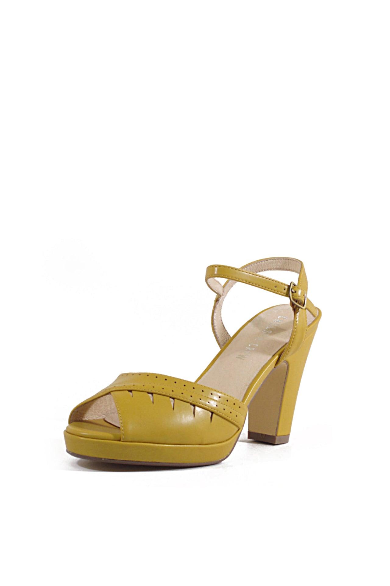 Aria Retro Heels Product Image