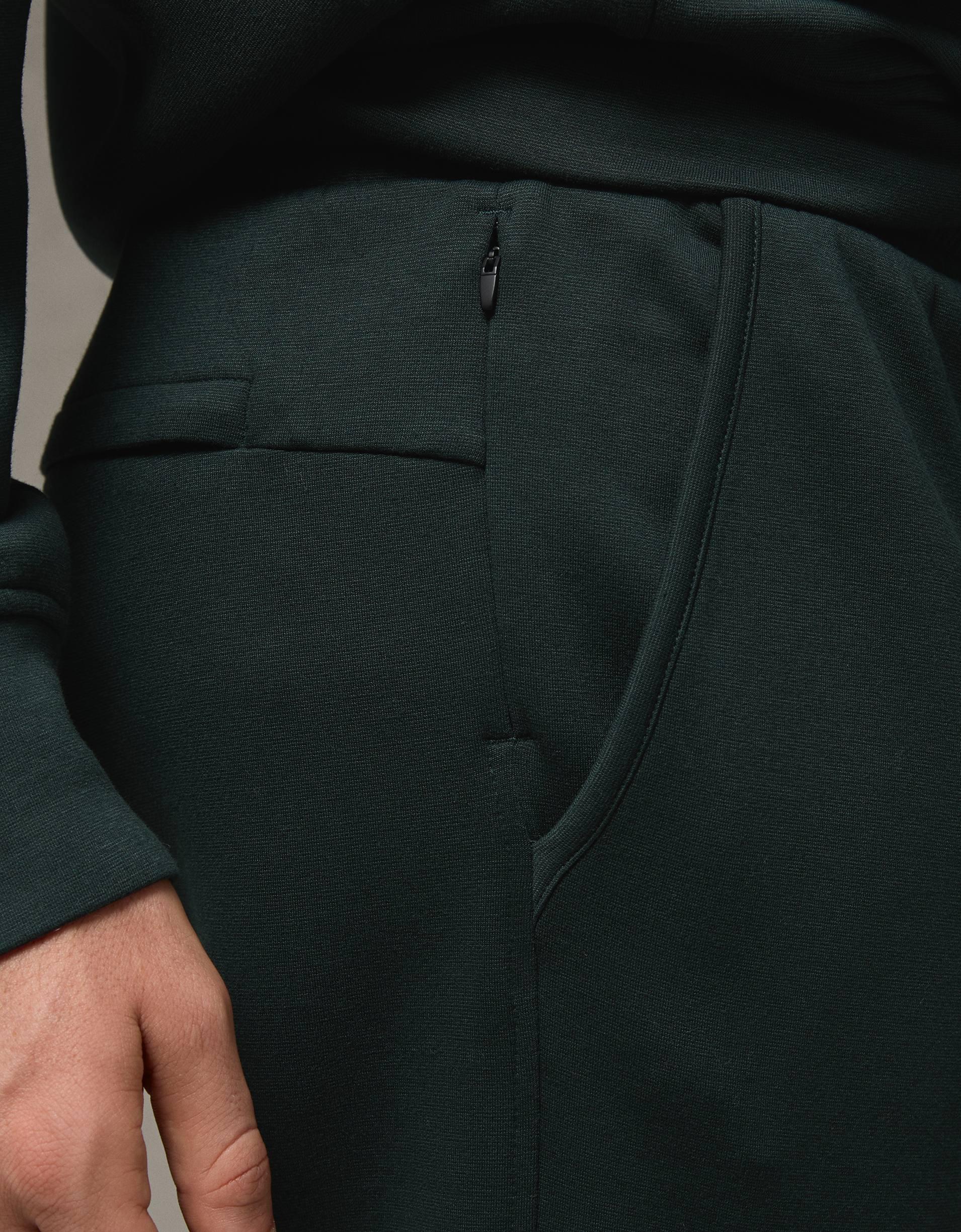 AE 24/7 Jogger Product Image