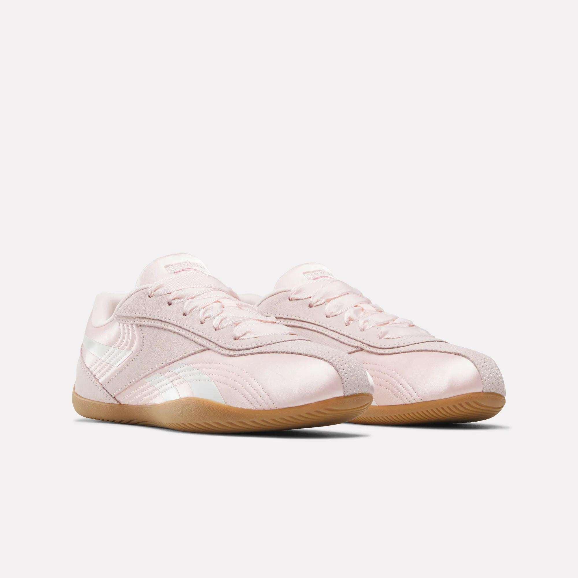 Women's Ultra Lo Shoes Product Image