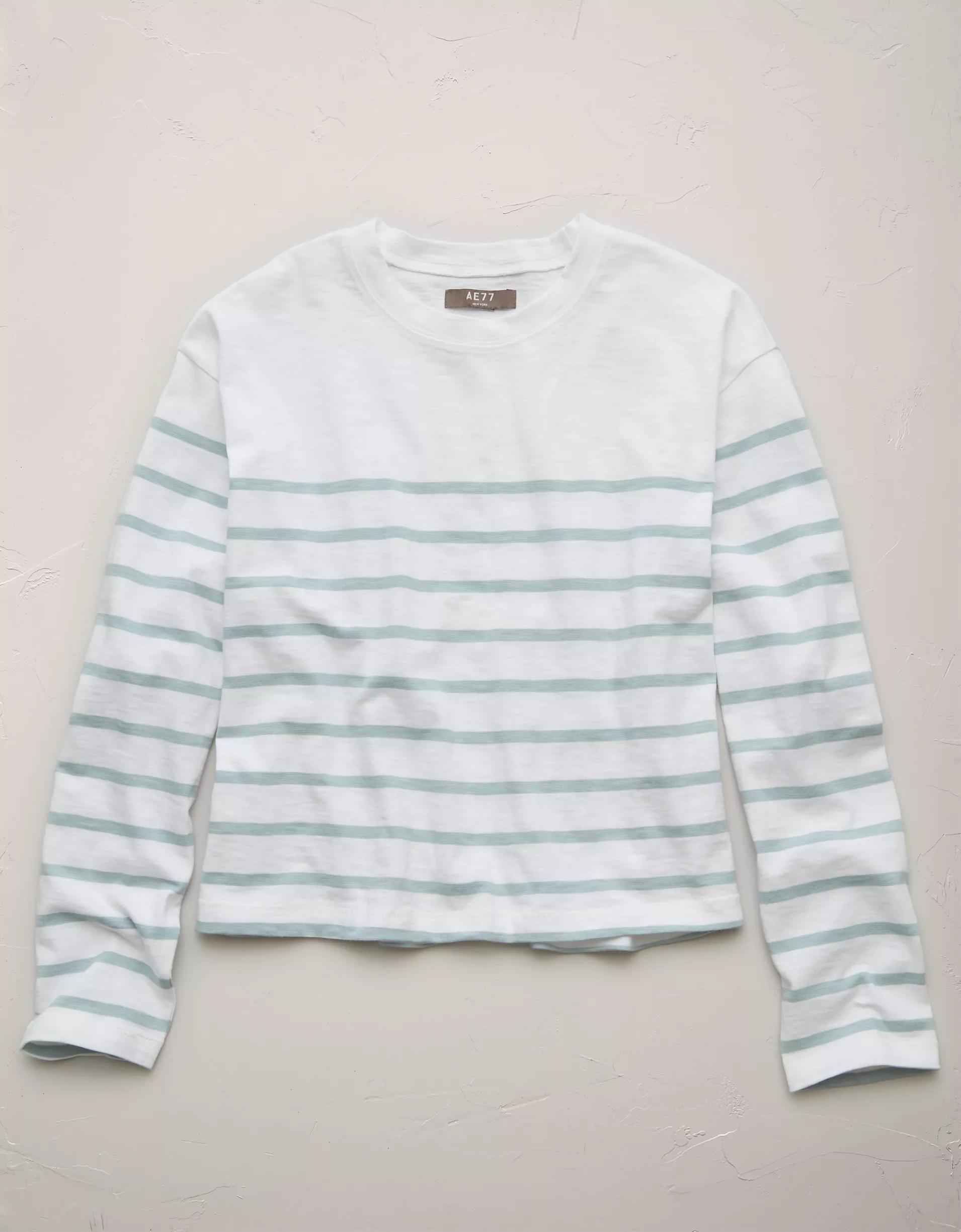 AE77 Premium Boxy Long-Sleeve T-Shirt Product Image