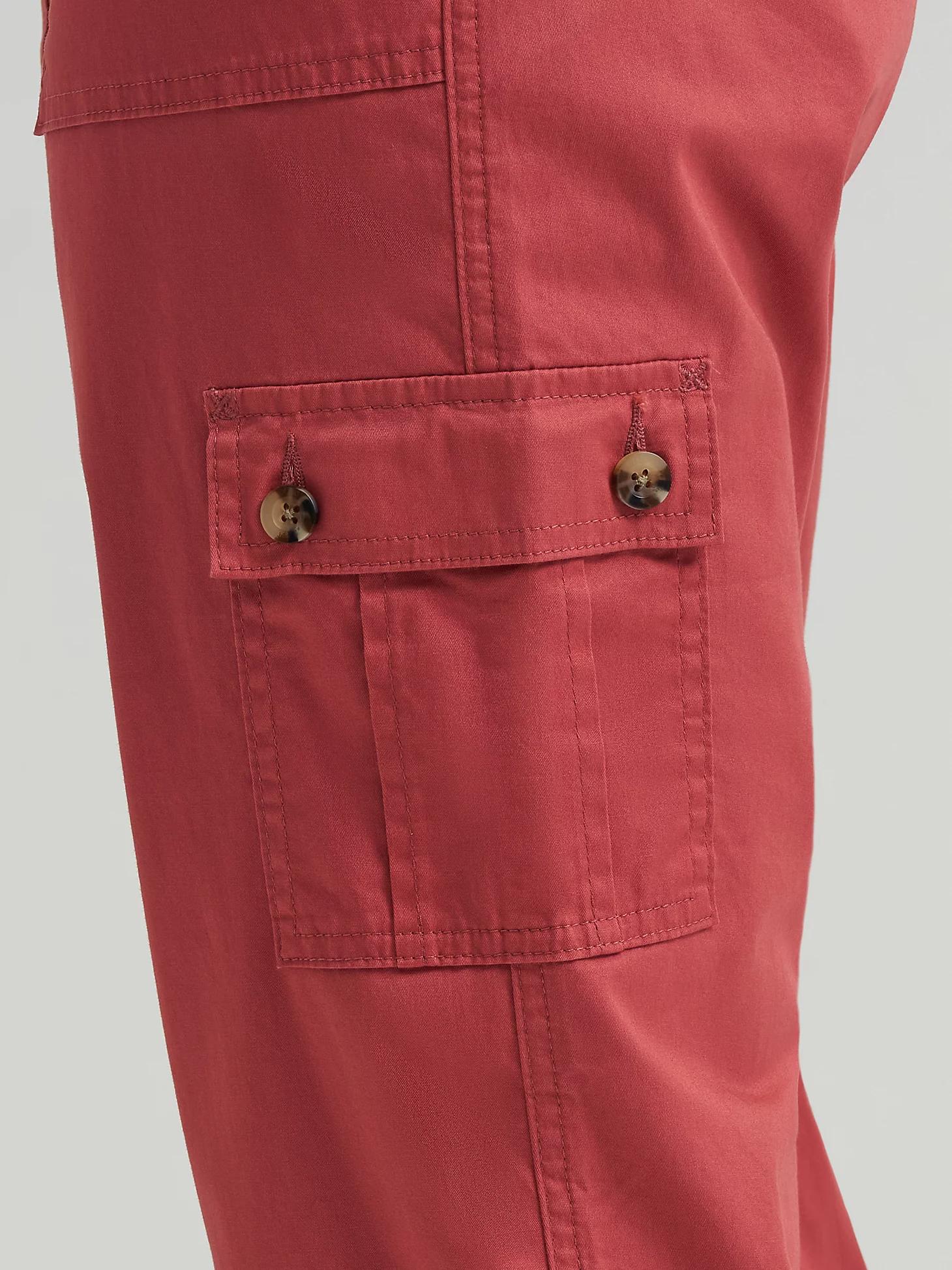 Women's Ultra Lux Comfort with Flex-to-Go Relaxed Fit Cargo Capri | Women's Capris & Crops | Lee® Product Image