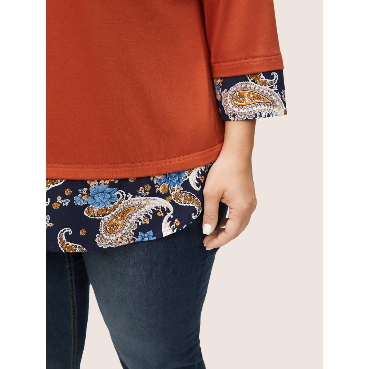 Plus Size Contrast Paisley Print Curved Hem T-shirt OrangeRed Women Casual Contrast Paisley Round Neck Everyday T-shirts BloomChic 18-20/2X Product Image