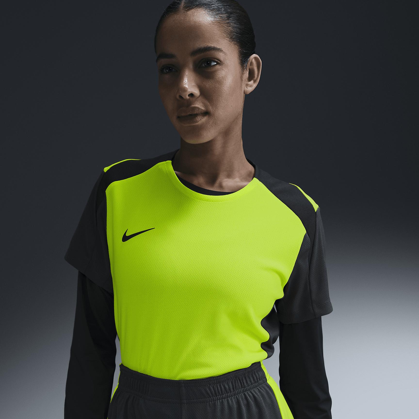 Nike Strike Women's Dri-FIT Short-Sleeve Soccer Top Product Image