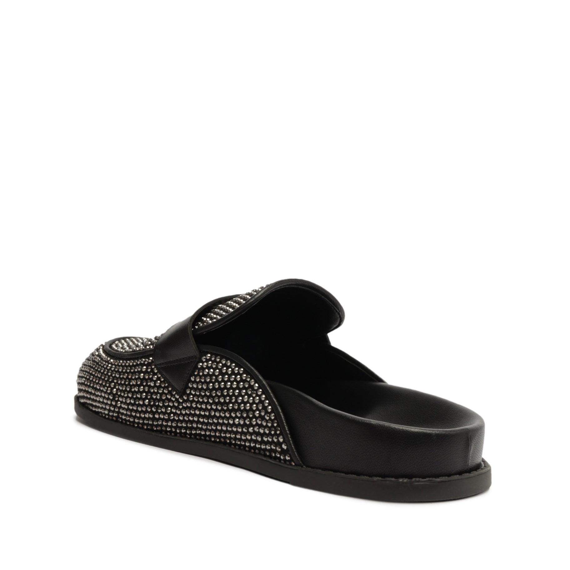 Ava Flat Female Product Image