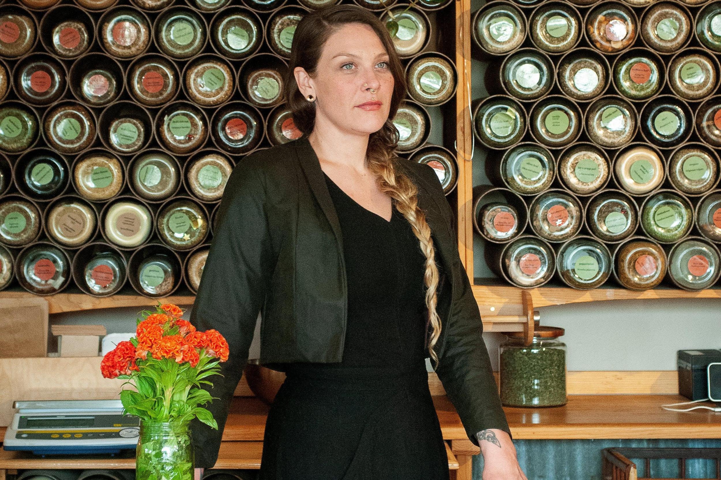 Cropped Jacket in Waxed Canvas Product Image