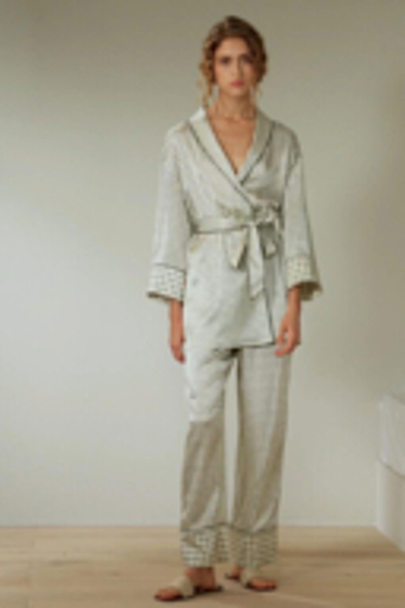 Pena Robe With Pants Product Image