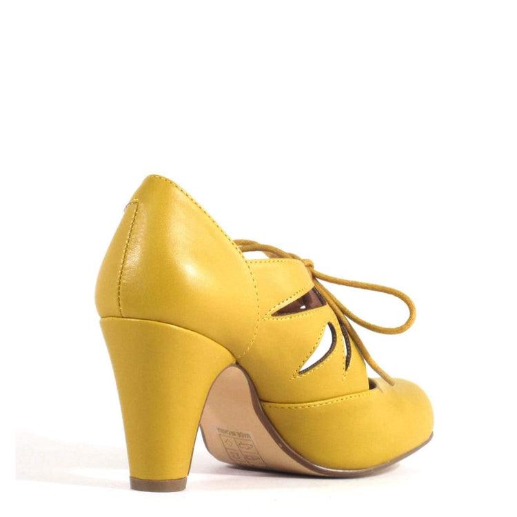 Christie Vintage Inspired Heels Product Image