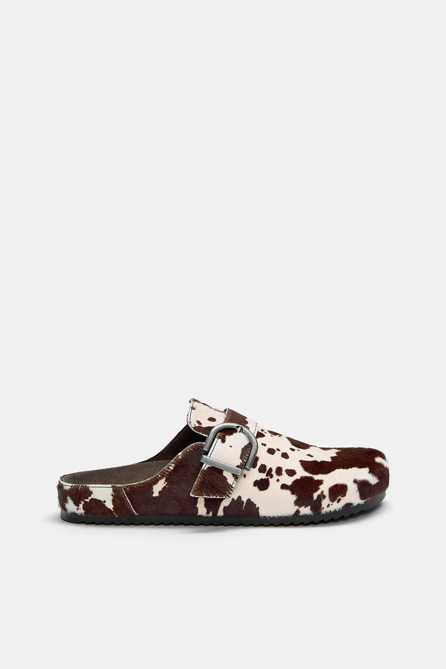 Leather cow clogs Product Image