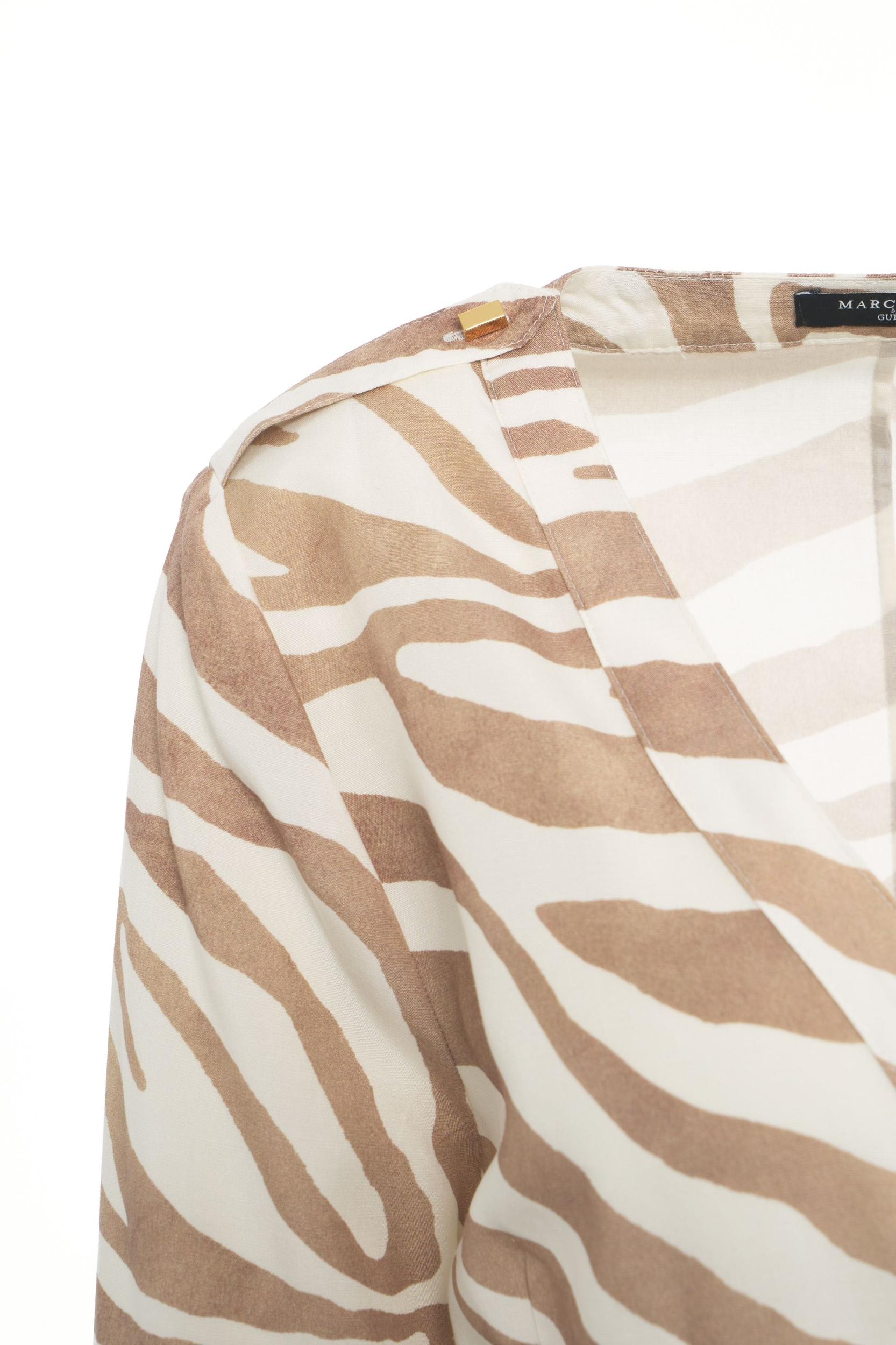 Maxi dress with animal print Product Image