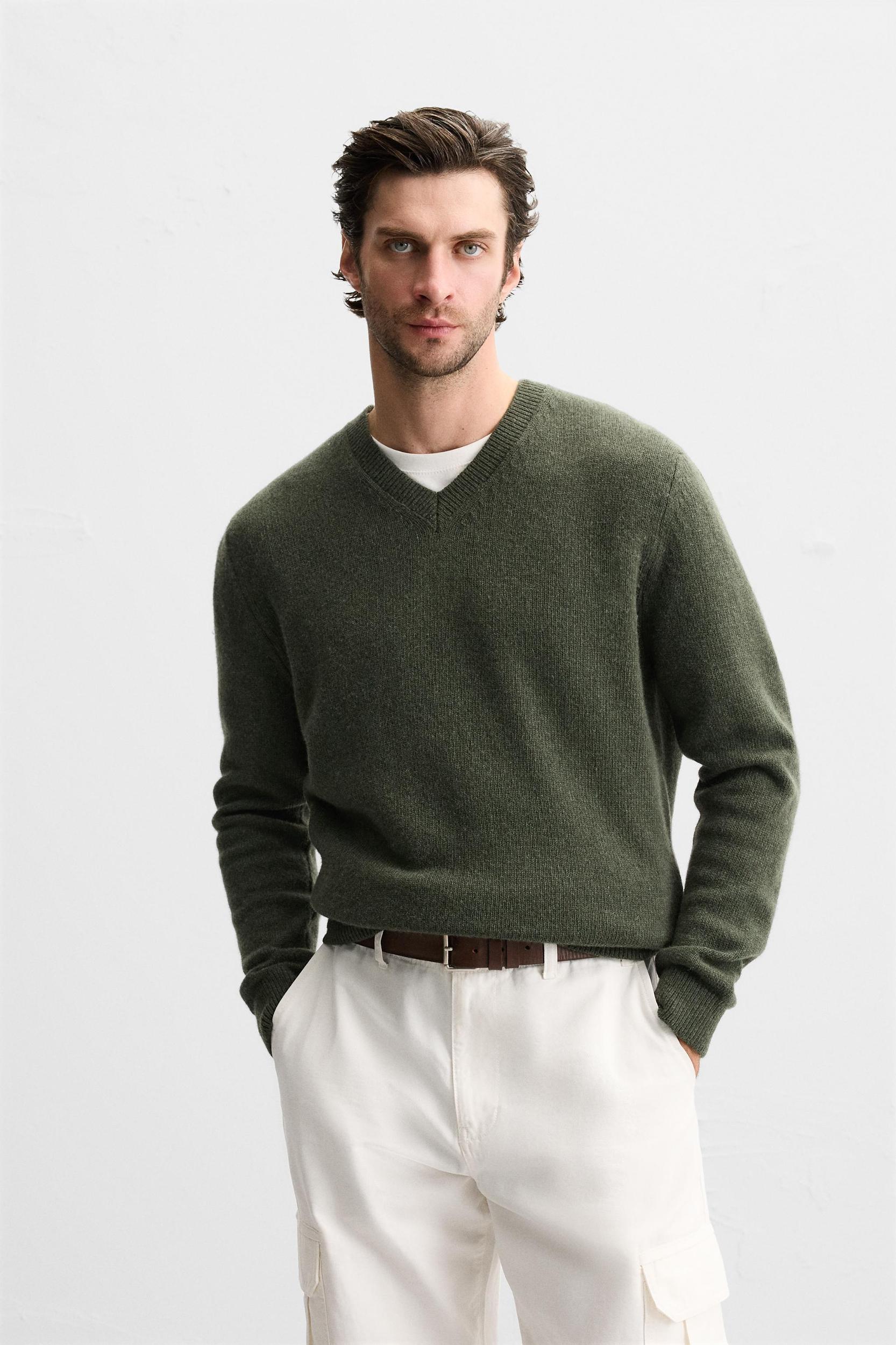 WOOL BLEND SWEATER Product Image