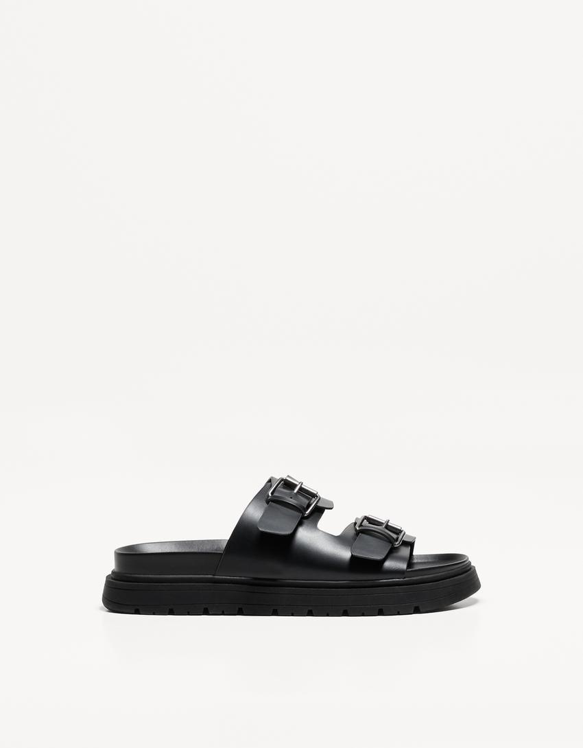 Buckled sandals Product Image
