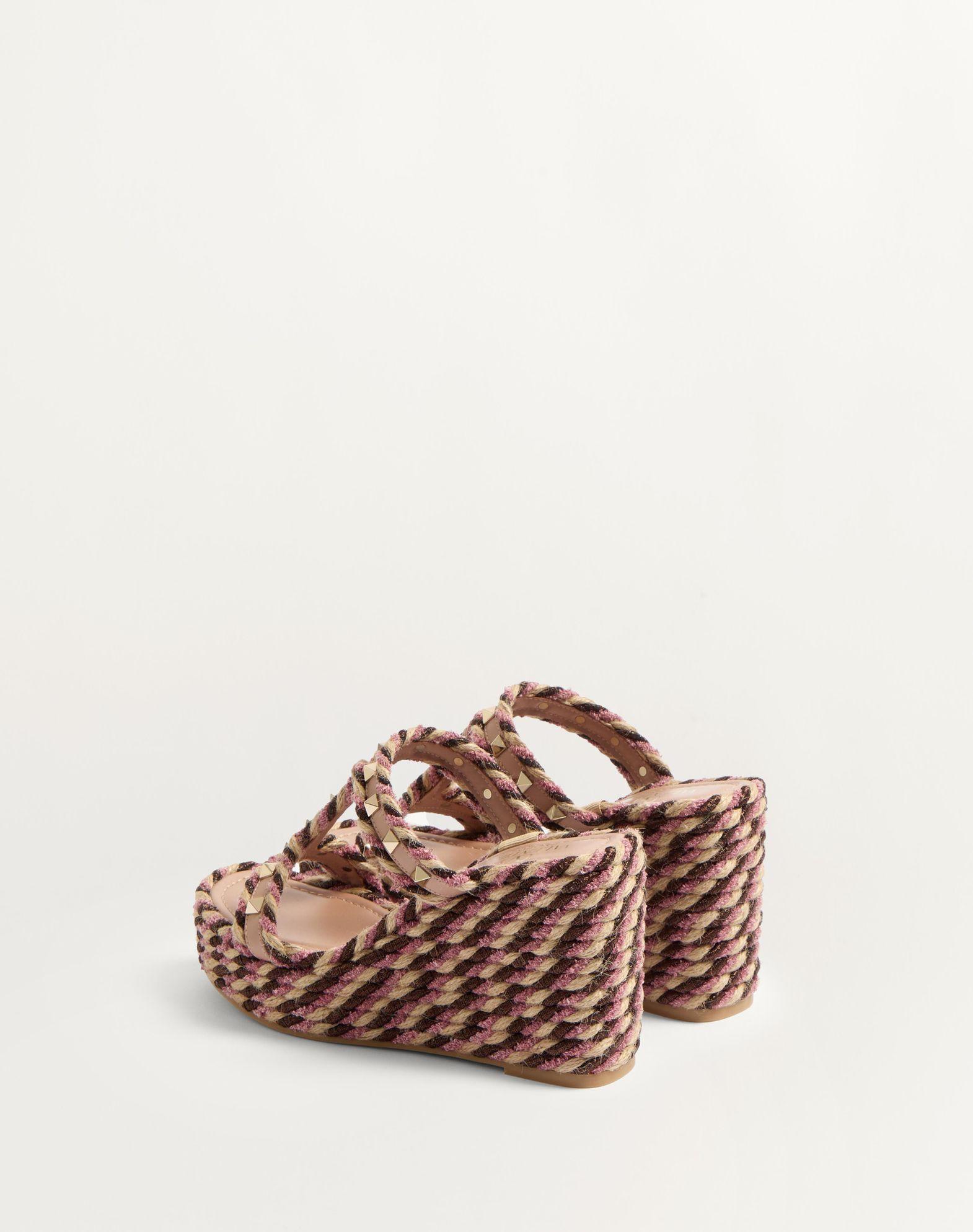 Rockstud Wedge In Calfskin 90Mm Product Image