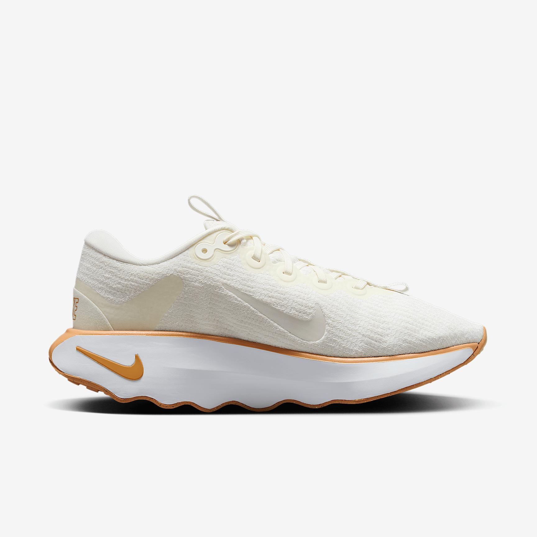 Nike Women's Motiva Walking Shoes Product Image