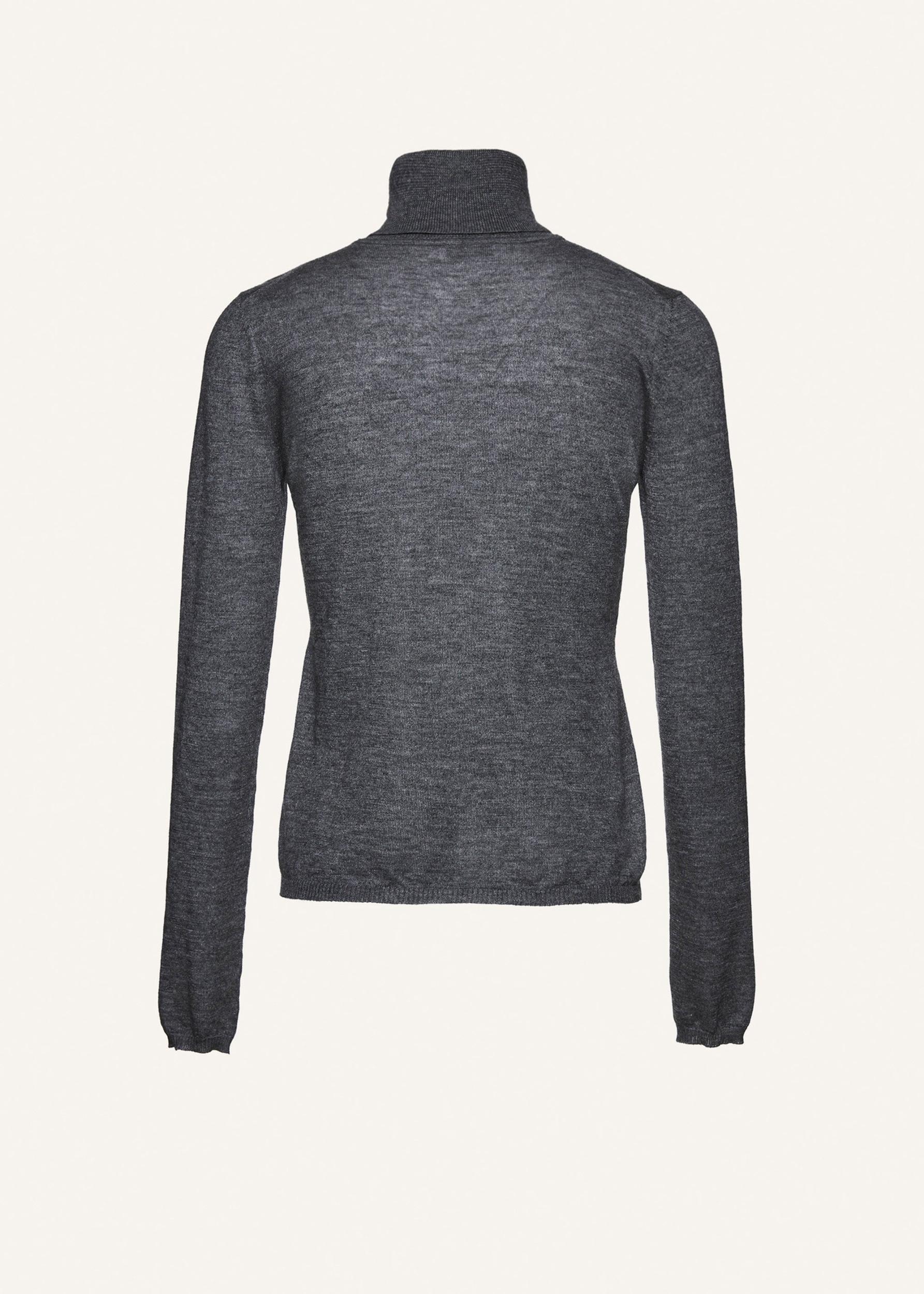 Cashmere turtleneck in dark grey Product Image