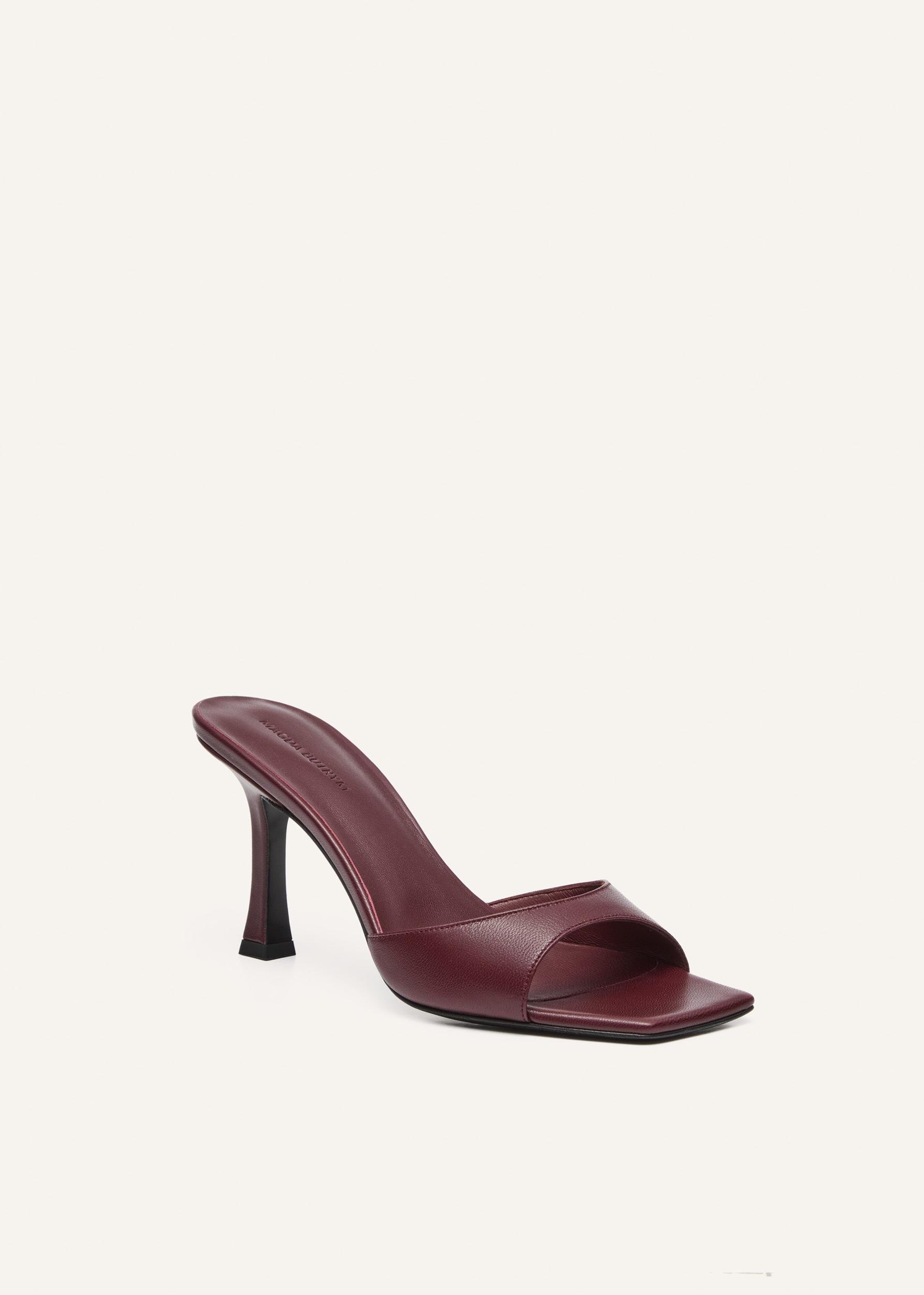 Thin leather mule in burgundy leather Product Image