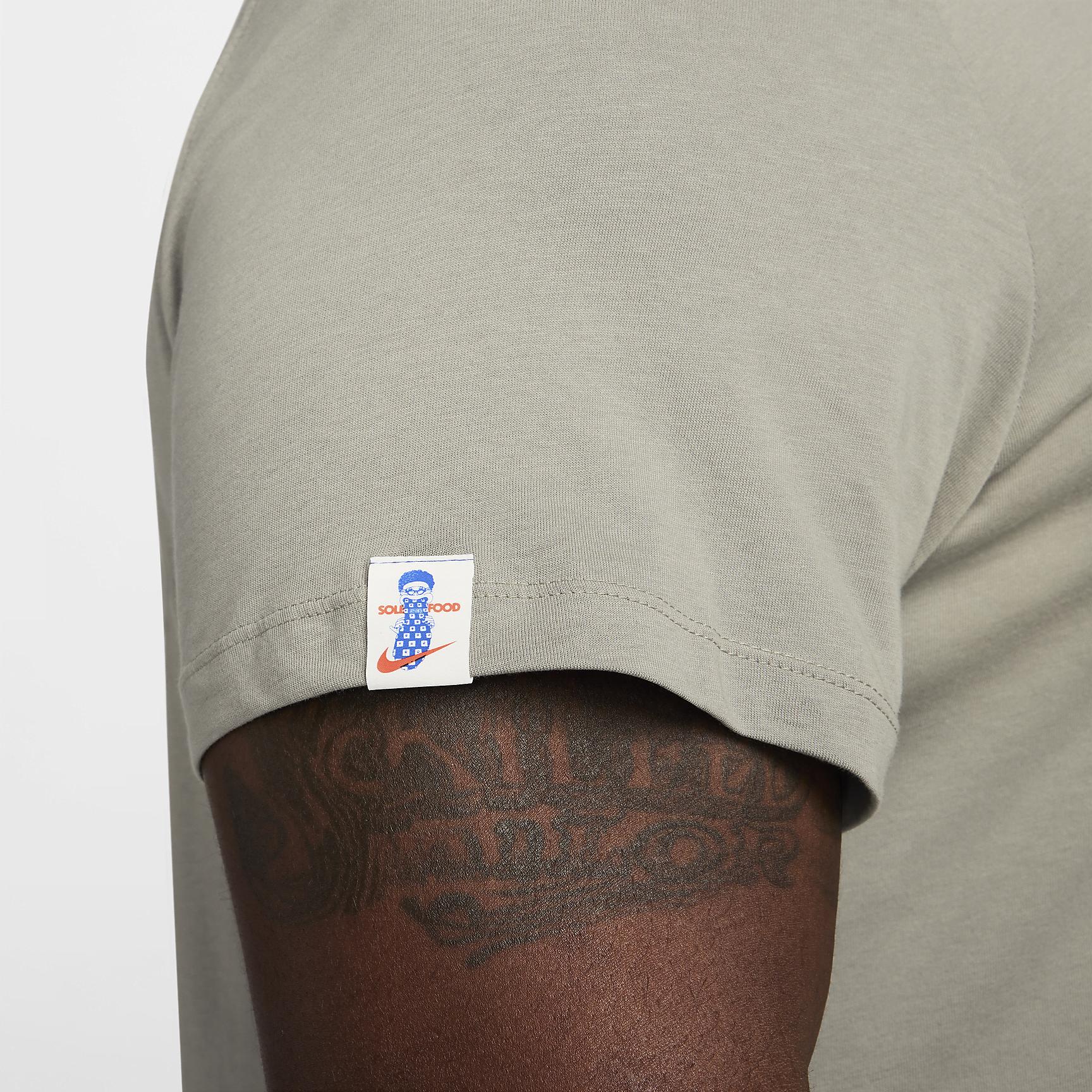 Men's Nike Sportswear T-Shirt Product Image