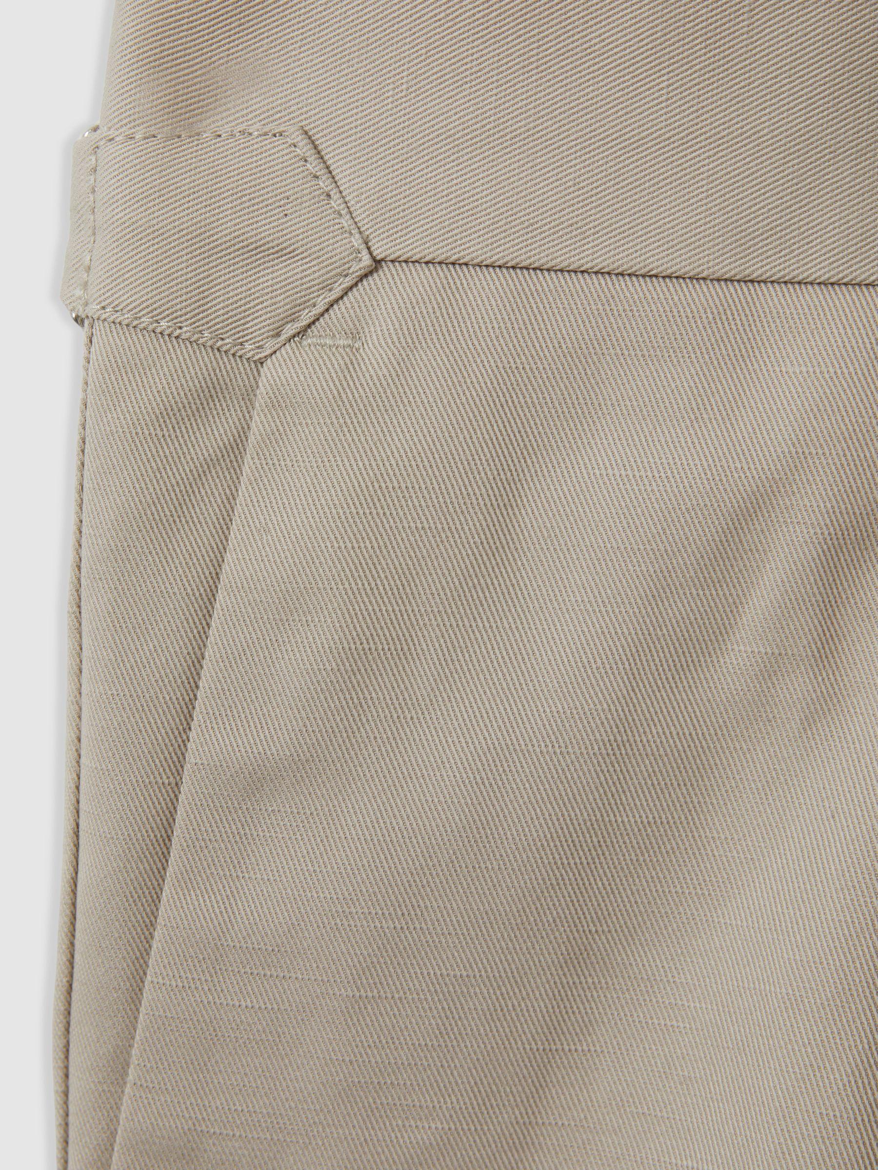 Cotton/Linen Blend Adjuster Shorts in Stone Product Image
