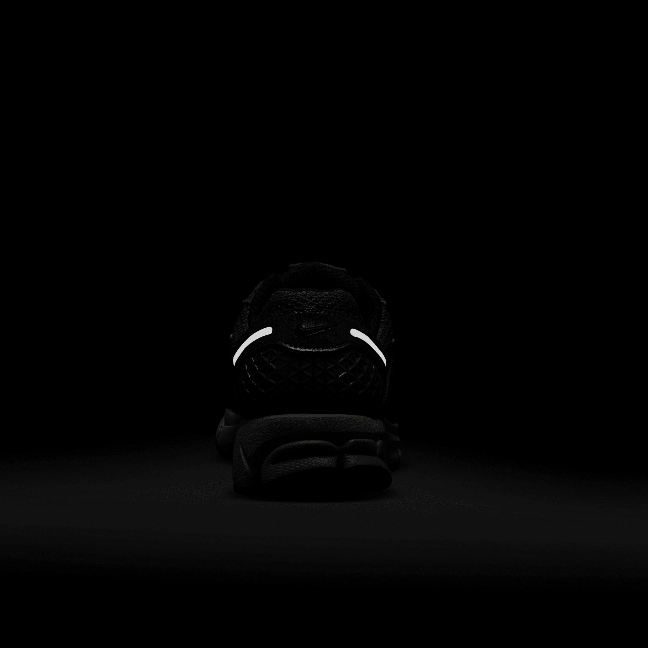 Nike Women's Zoom Vomero 5 Shoes Product Image