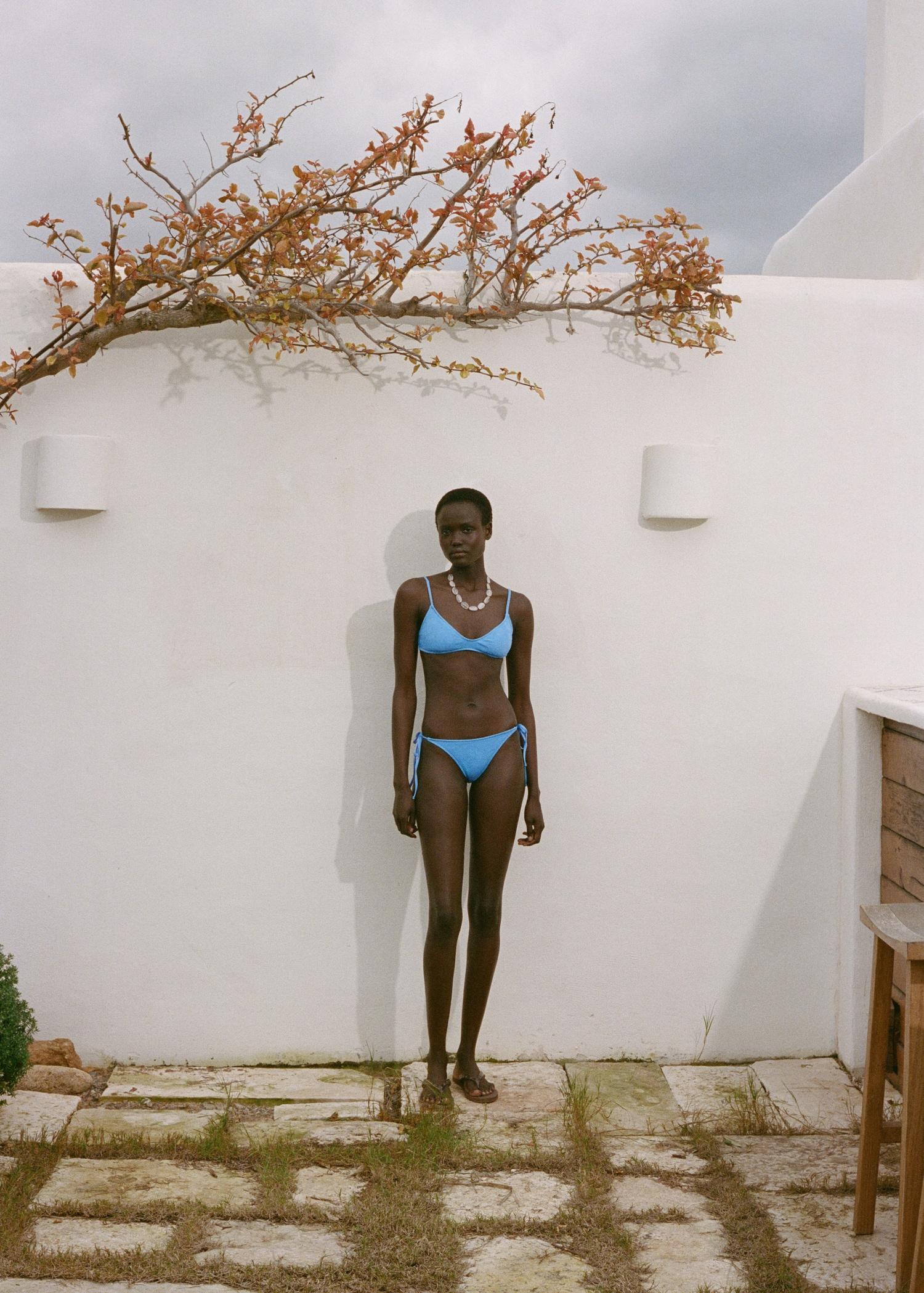 Jacquard floral bikini top - Women | MANGO USA Product Image