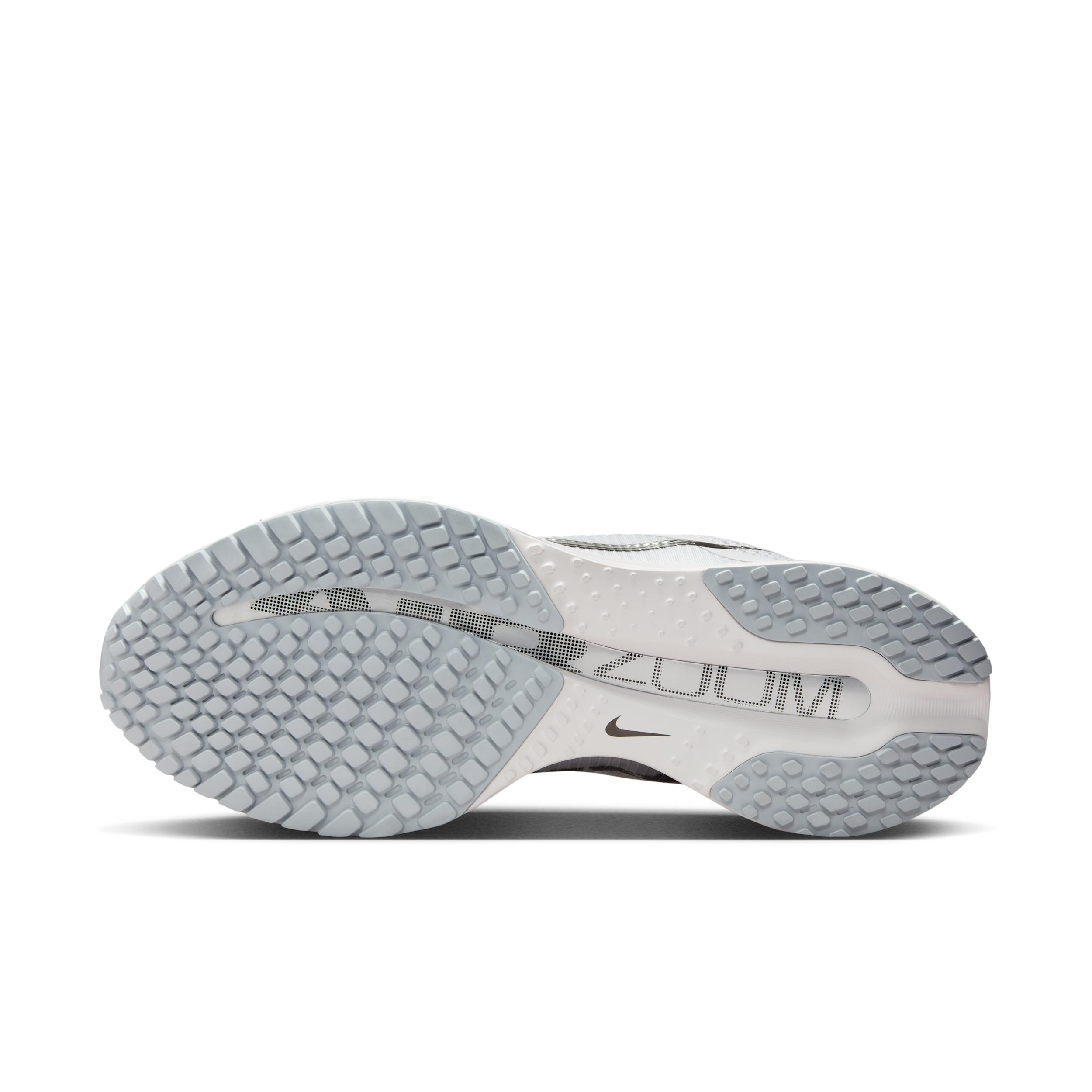 Nike Women's Pegasus Premium Road Running Shoes Product Image