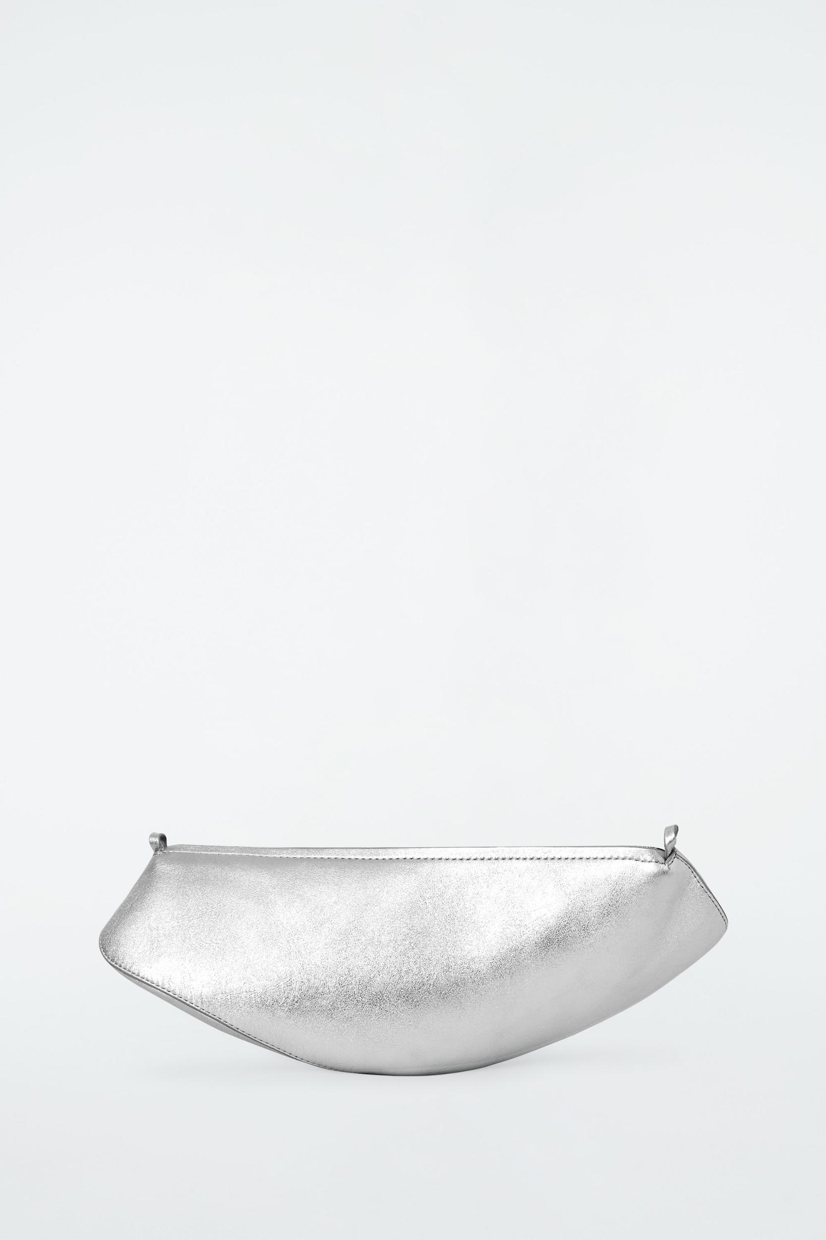 COVE CLUTCH BAG - LEATHER Product Image