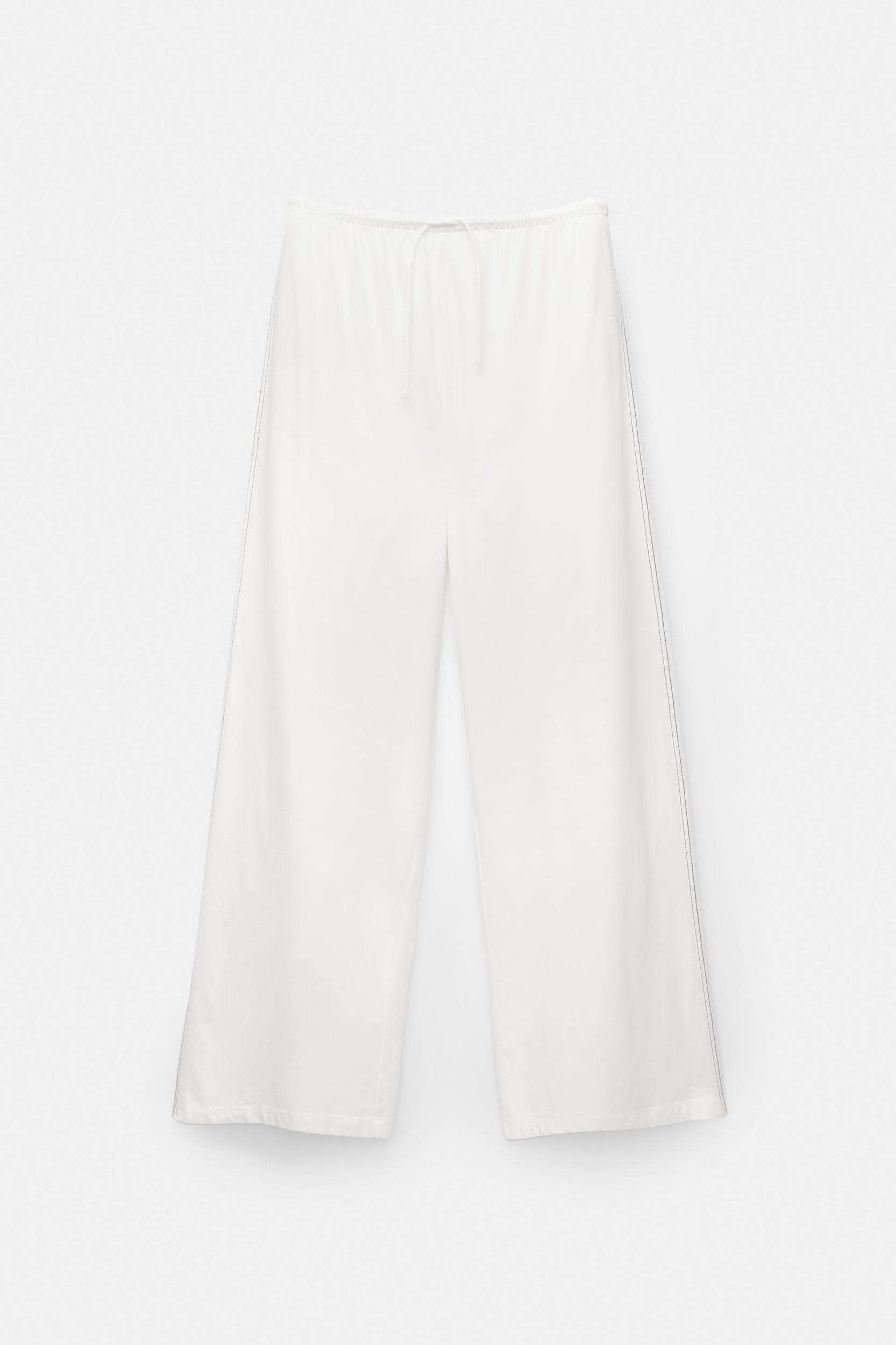 Wide leg pants with topstitching Product Image