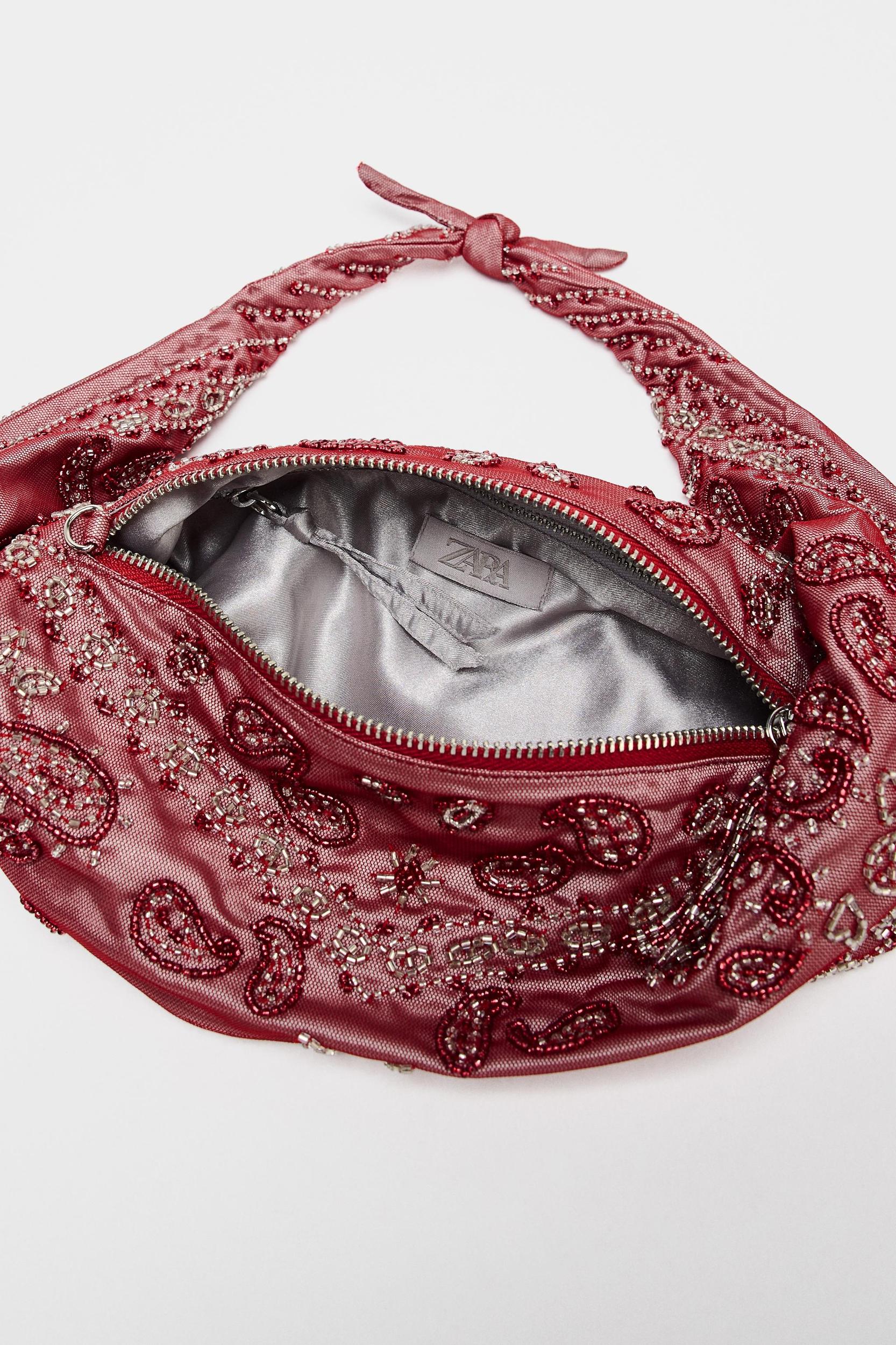 BEADED WOVEN BAG Product Image