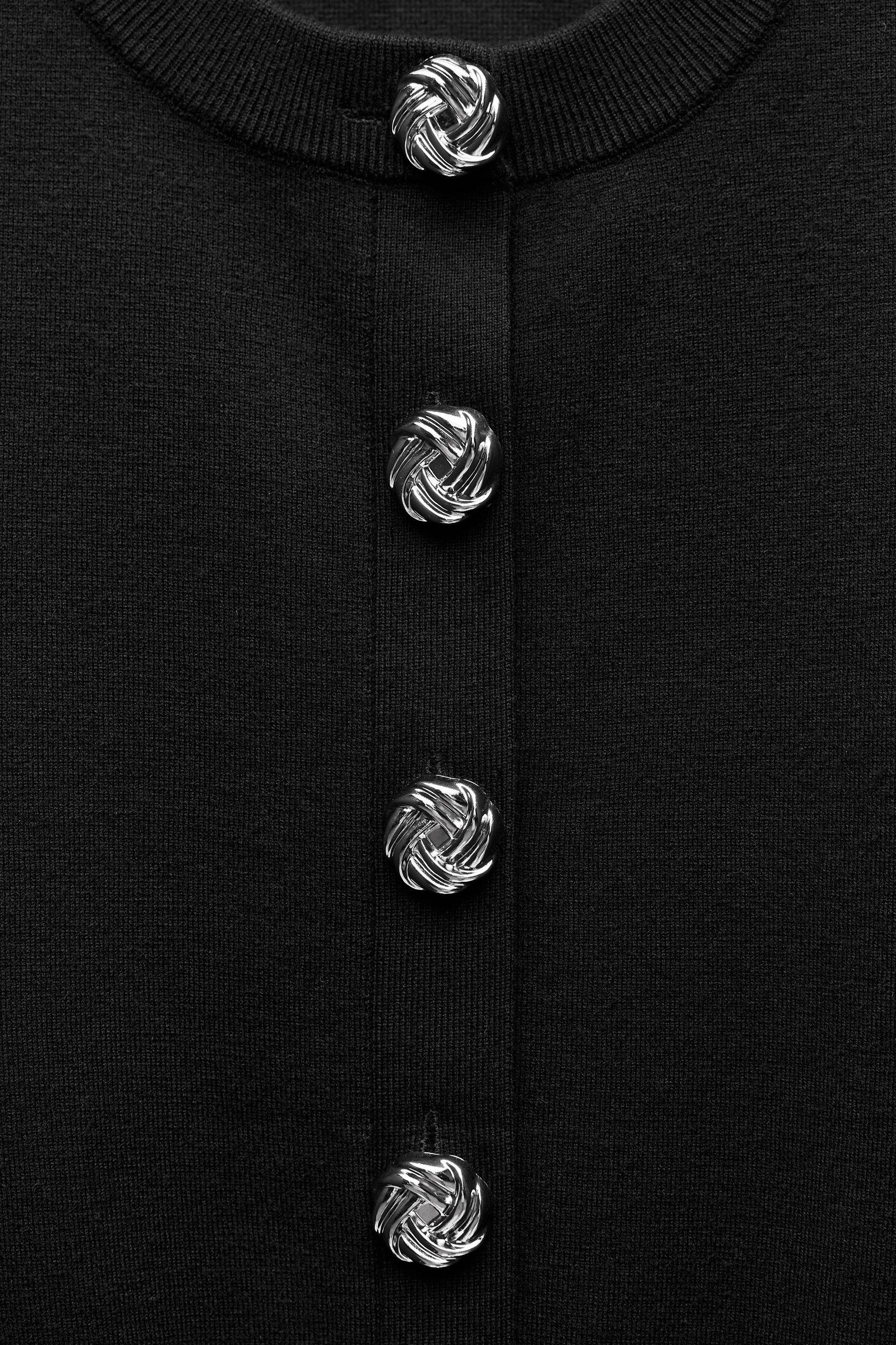 LARGE BUTTON KNIT CARDIGAN Product Image