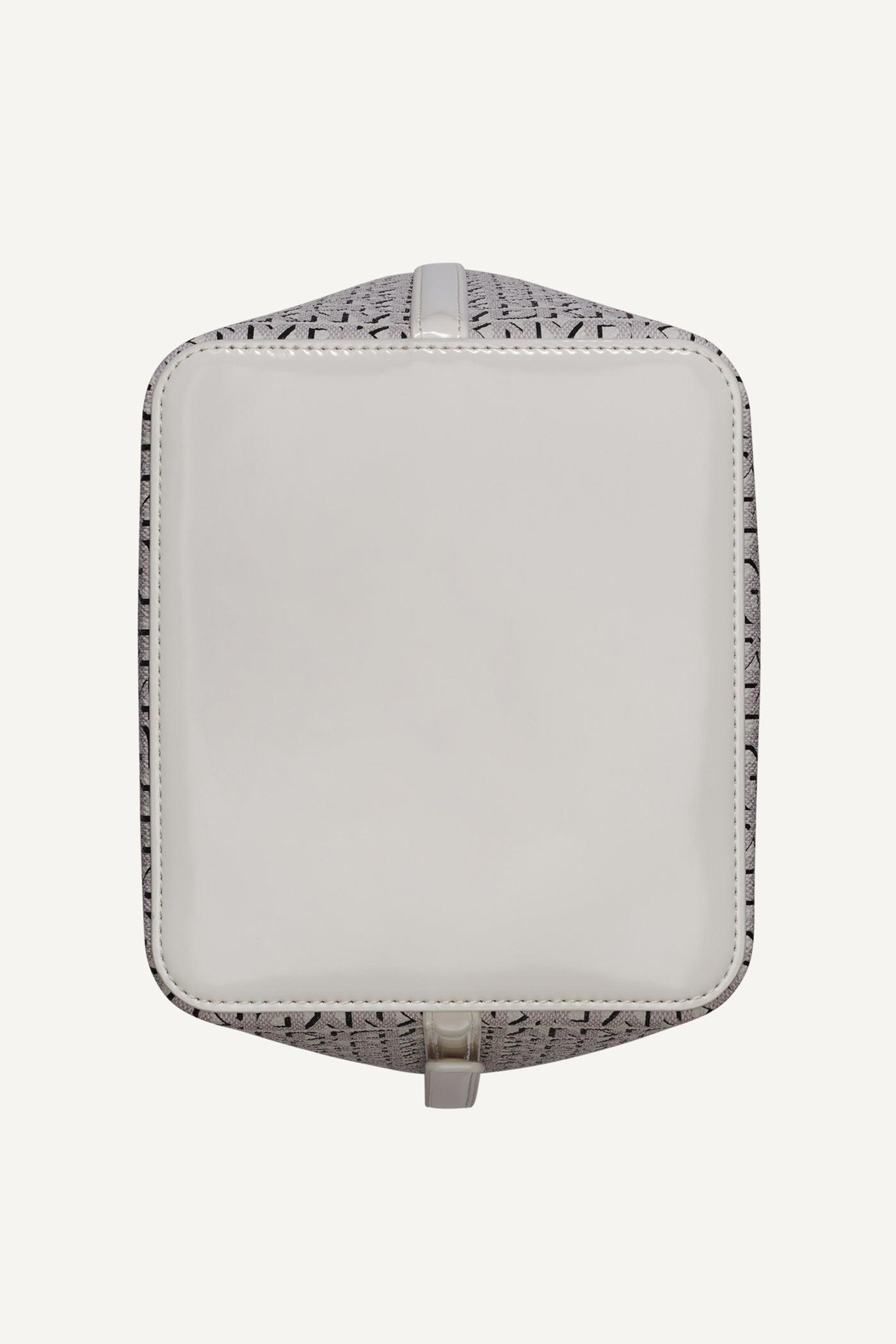 AVRIL LOGO BUCKET BAG Product Image