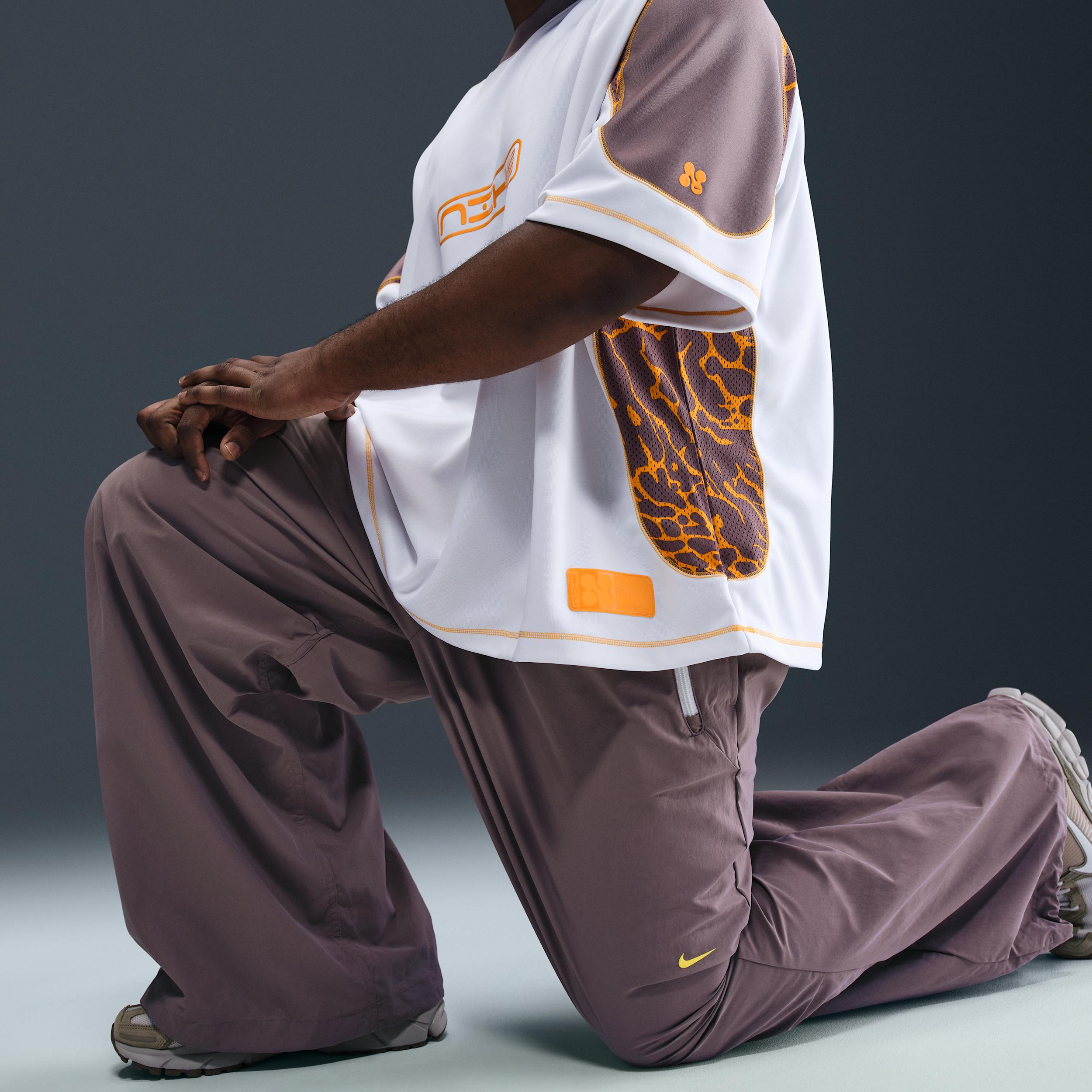 Nike Mens Project F.R.O.G. Parachute Pants | HJ3288-204 Product Image