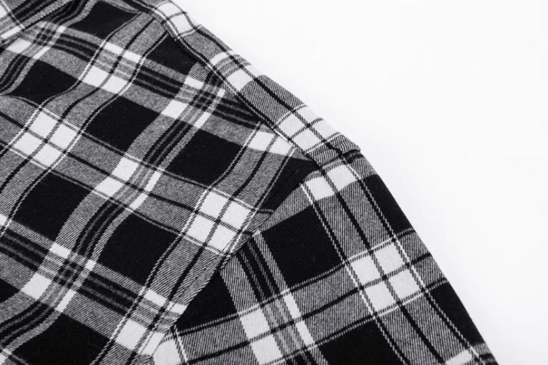 RT No. 12316 BLACK & WHITE PLAID SHIRT Product Image