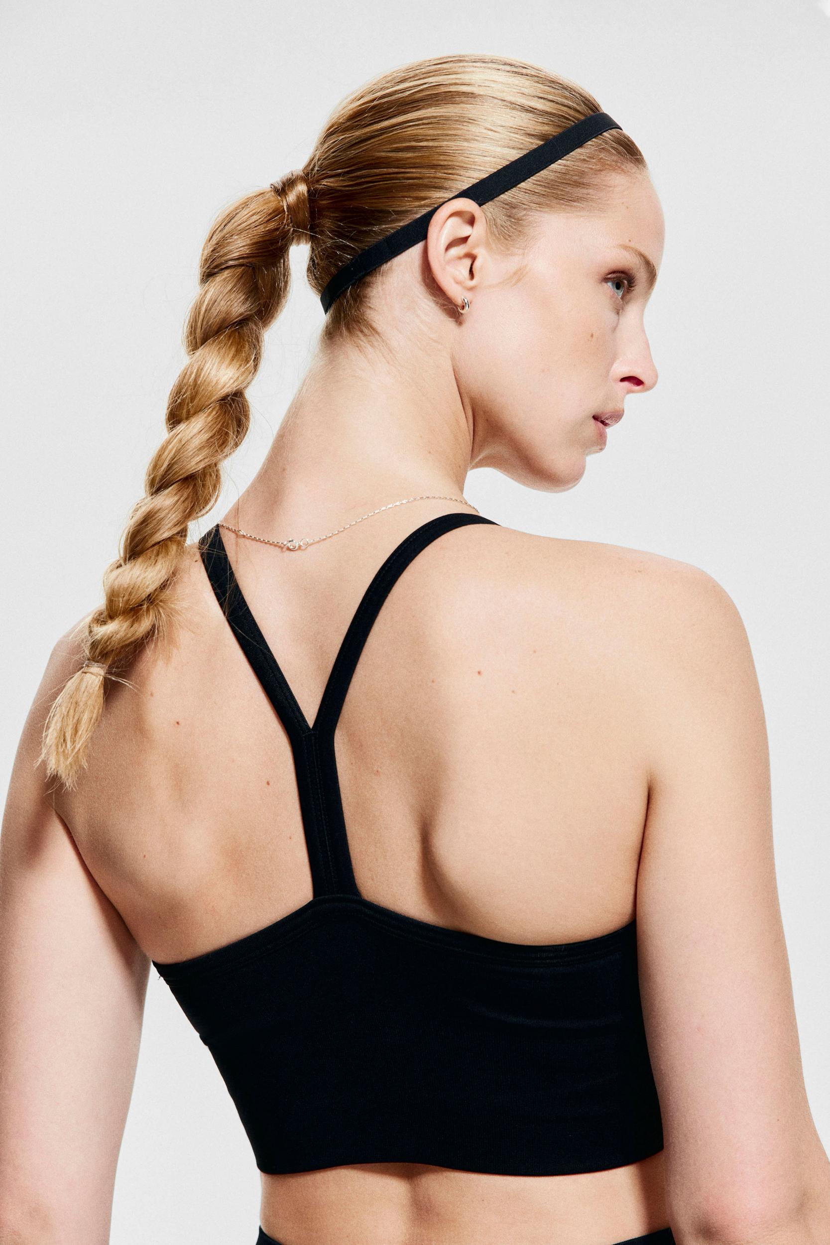 Seamless Medium-Support Sports Bra with DryMove™ Product Image