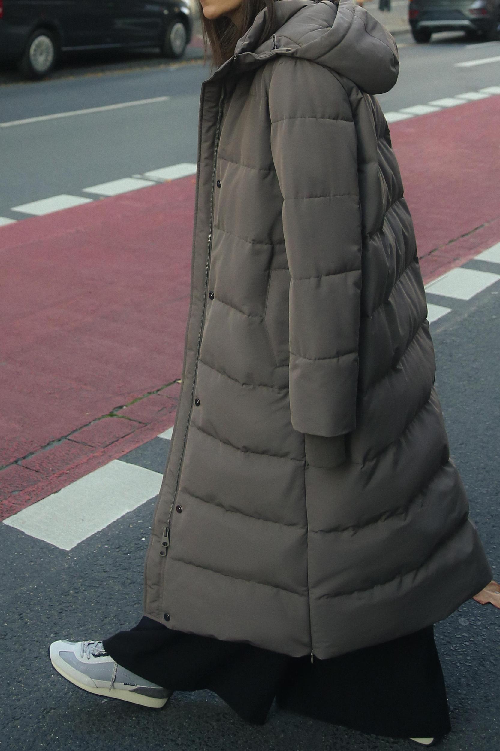 WATER AND WIND PROTECTION LONGLINE HOODED DOWN JACKET Product Image