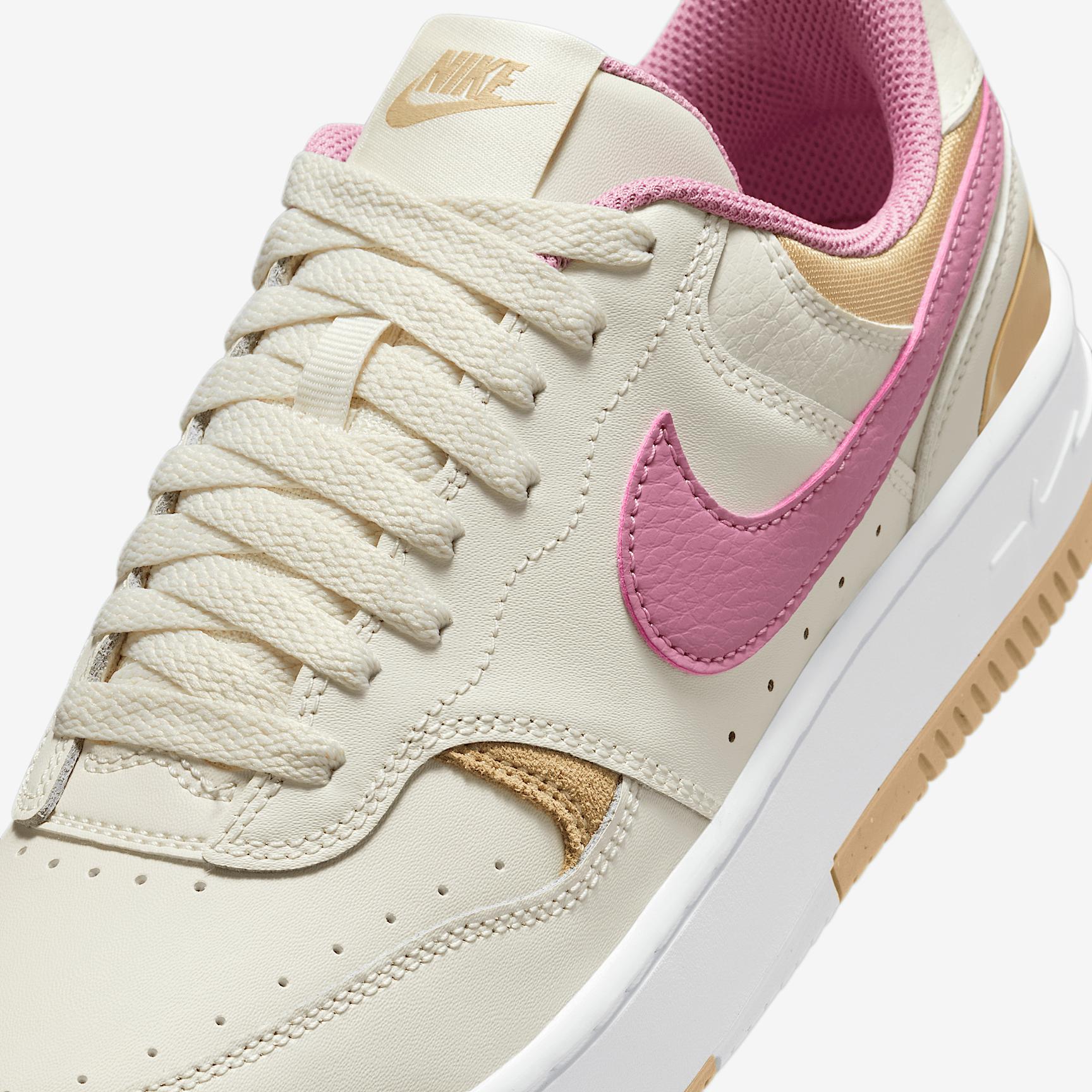 Nike Women's Gamma Force Shoes Product Image