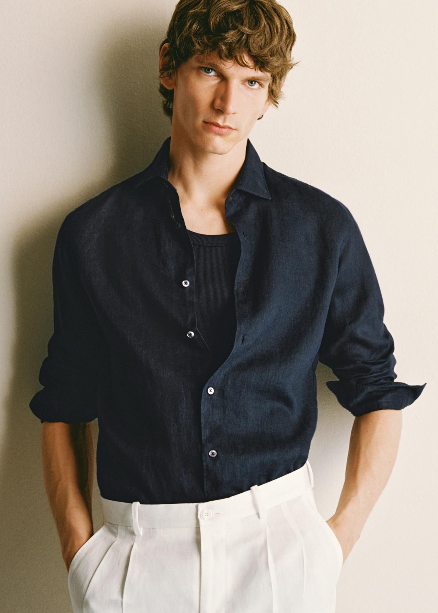 100% linen slim-fit shirt - Men | MANGO USA Product Image