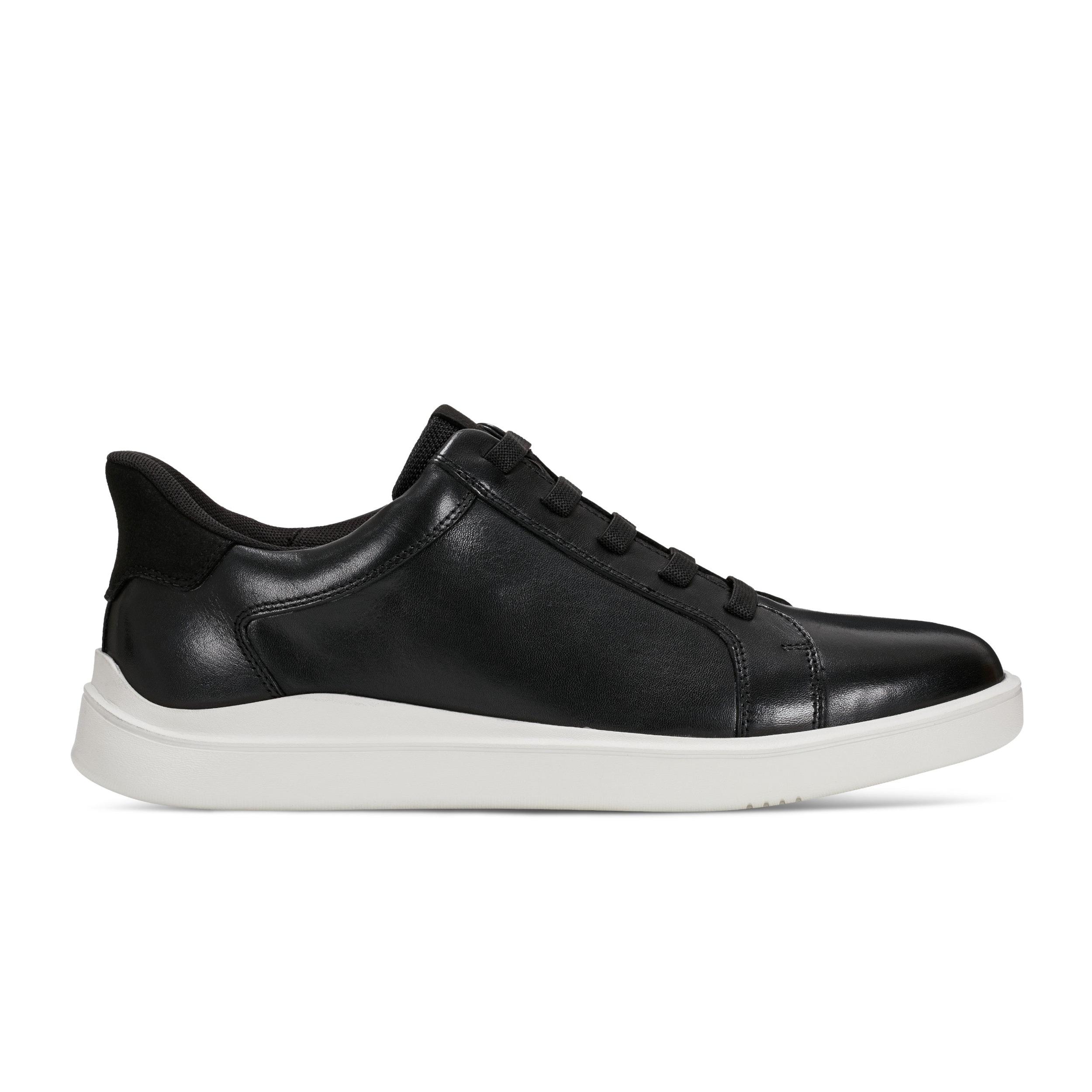 Men's Tynnar Step Activated Casual Sneakers Product Image