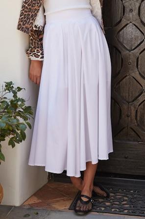 Junia Skirt | White Product Image