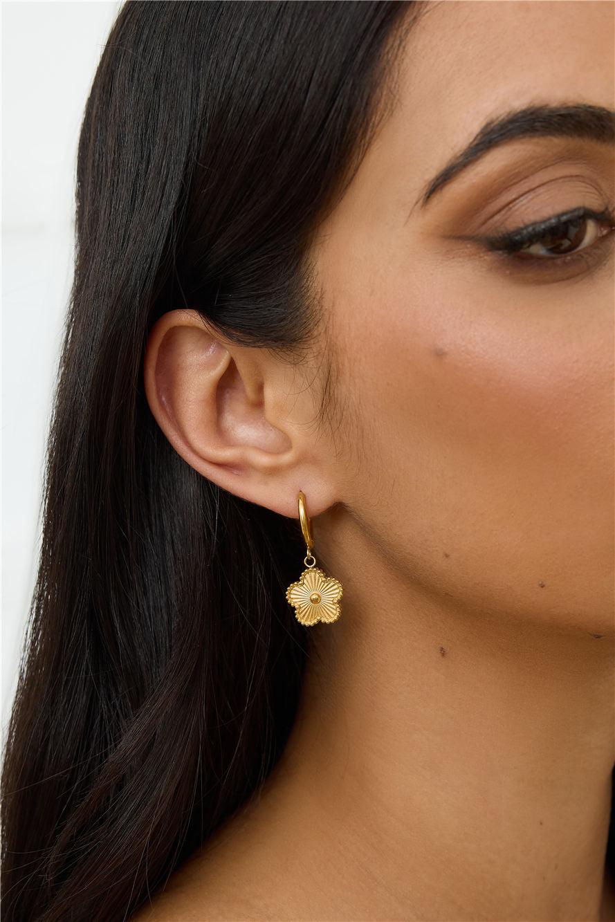 Luxe Glam Earrings Gold Product Image