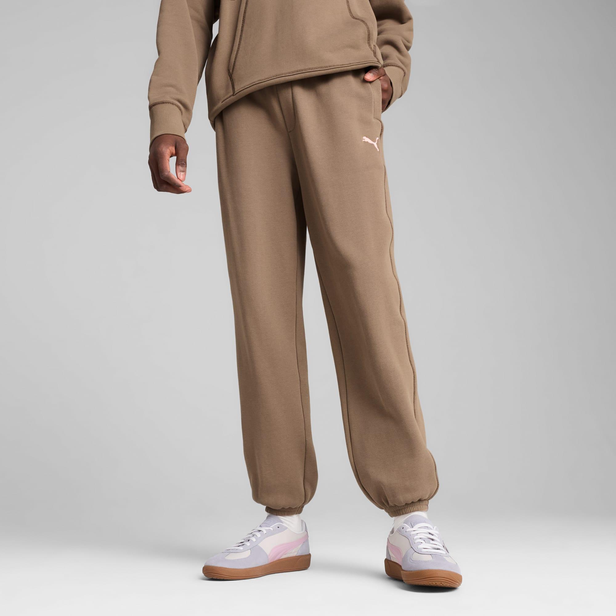 PREMIUM ESSENTIALS Relaxed Graphic Sweatpants Product Image