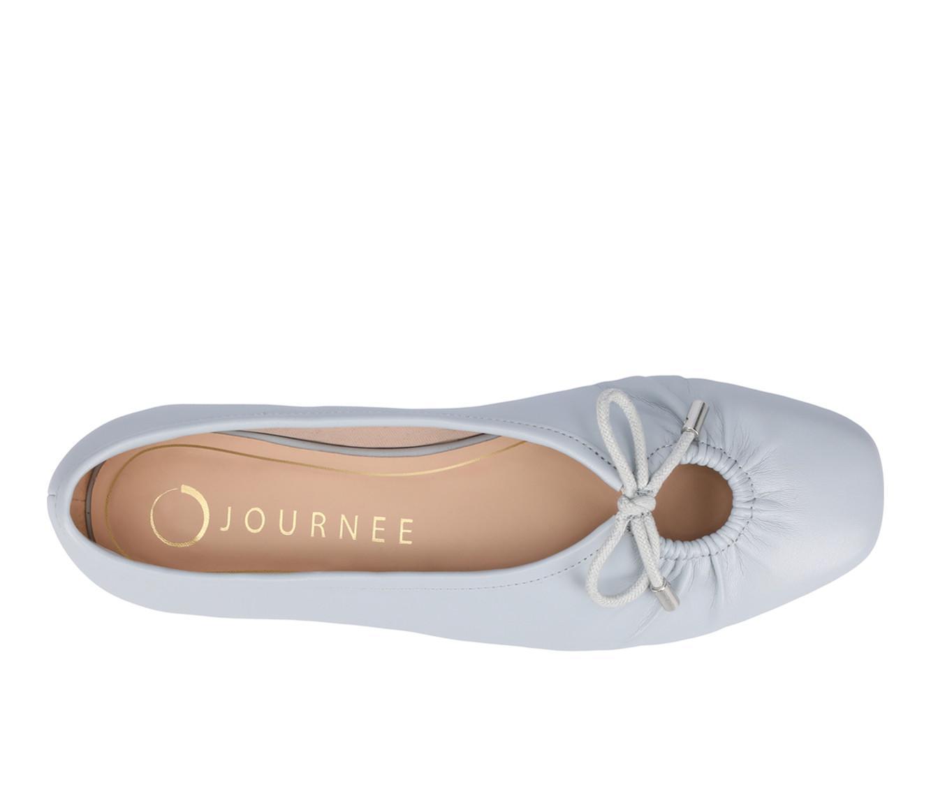 Women's Journee Collection Callee Flats Product Image