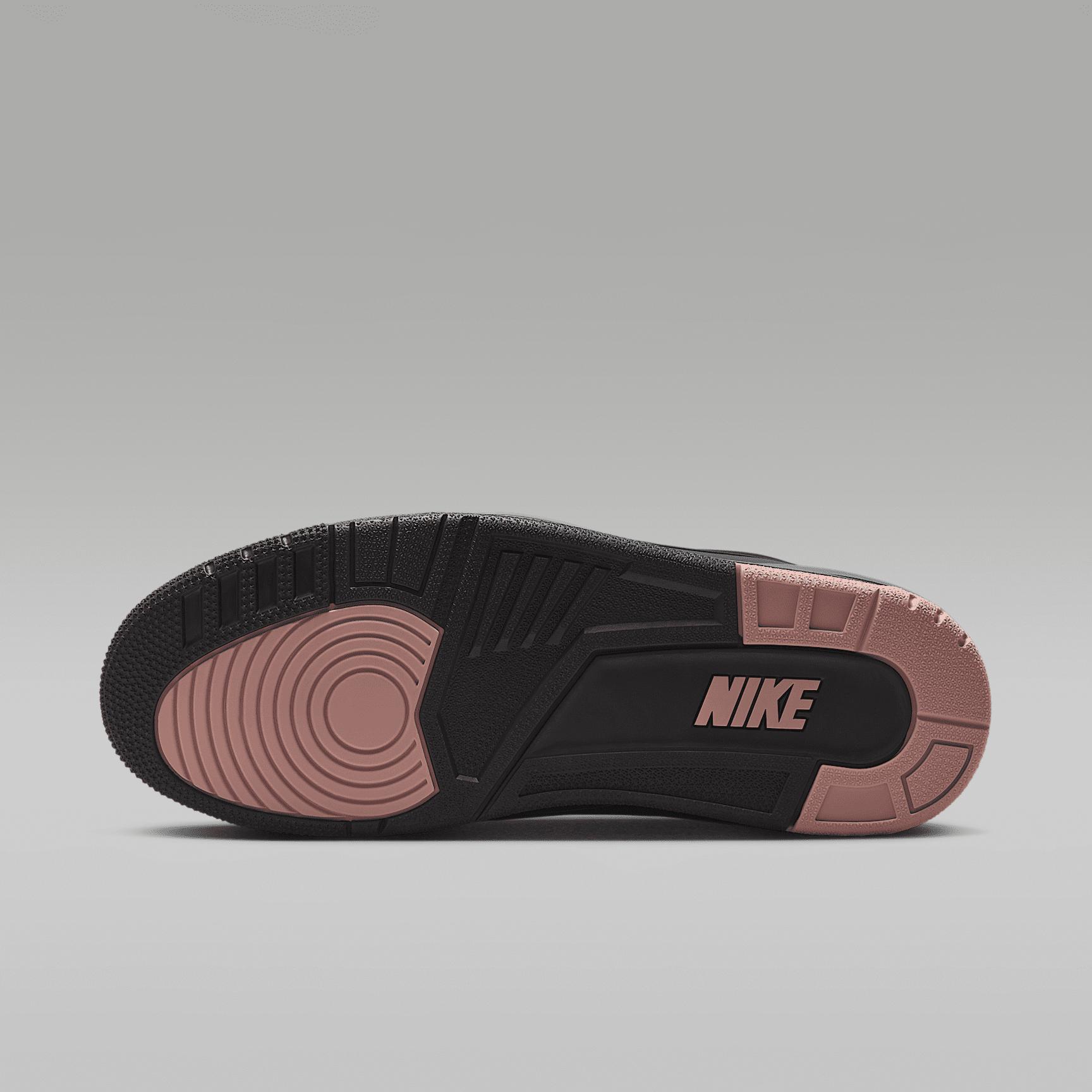 Men's Jordan 2/3 Shoes Product Image