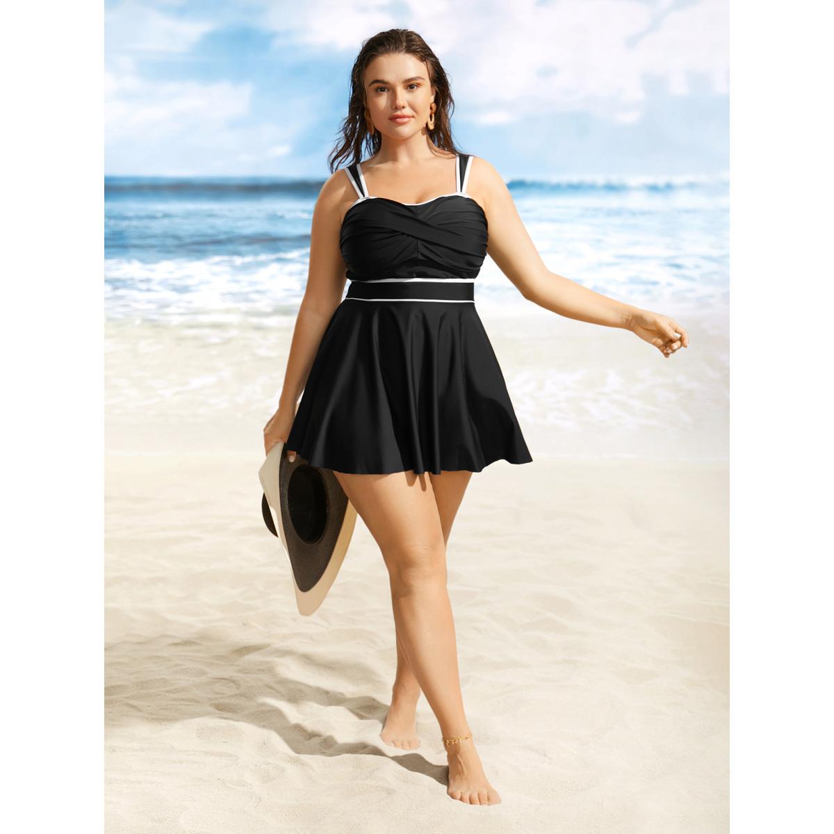 Plus Size Heart Neckline Contrast Trim Two Piece Set Swim Dress Women's Swimwear Black Beach Bodycon Heart neckline High stretch Curve Swim Dresses BloomChic 10/M Product Image