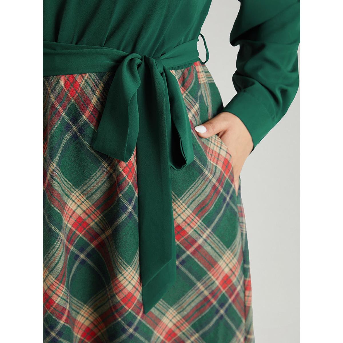 Plus Size Twill Plaid Print Notched Contrast Belted Dress DarkGreen Women Elegant Belted Notched collar Long Sleeve Curvy Midi Dress BloomChic 14-16/1X Product Image