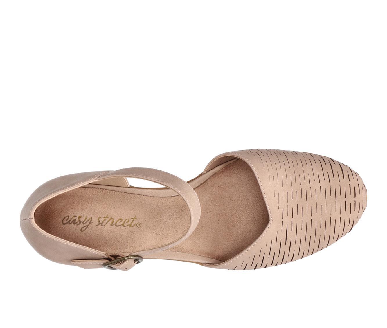 Women's Easy Street Justina Pumps Product Image