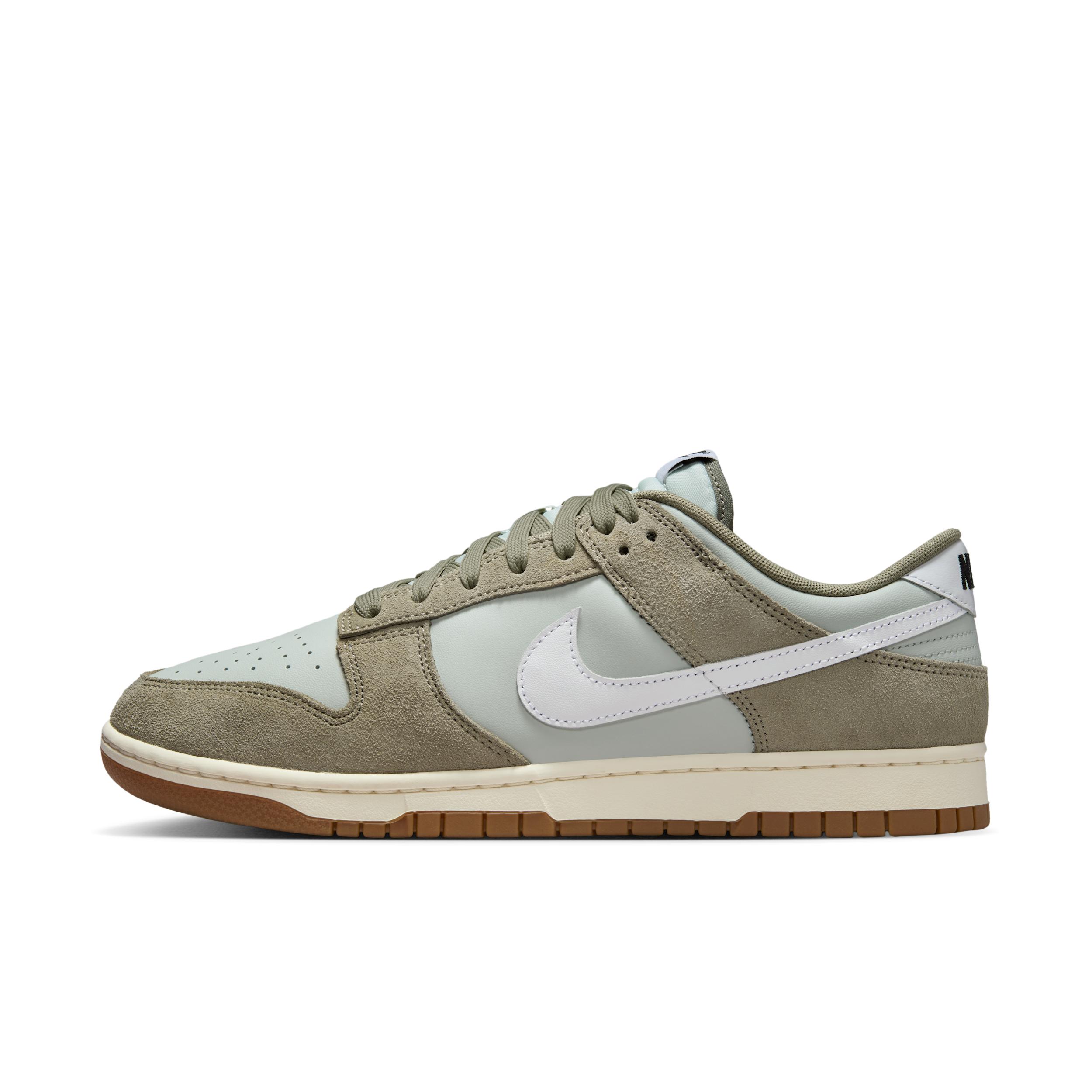 Nike Mens Dunk Low Retro SE Shoes | IB6399-002 Product Image