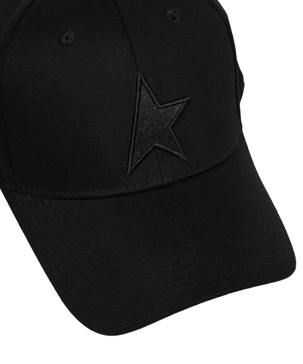 Baseball cap with logo embroidery Product Image