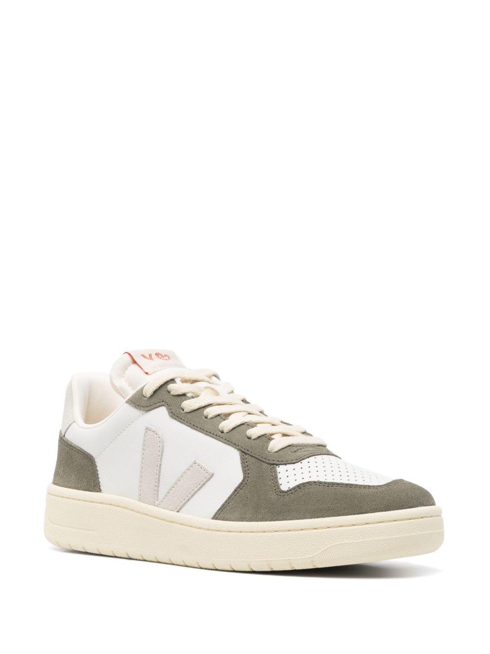 V 82 sneakers Product Image